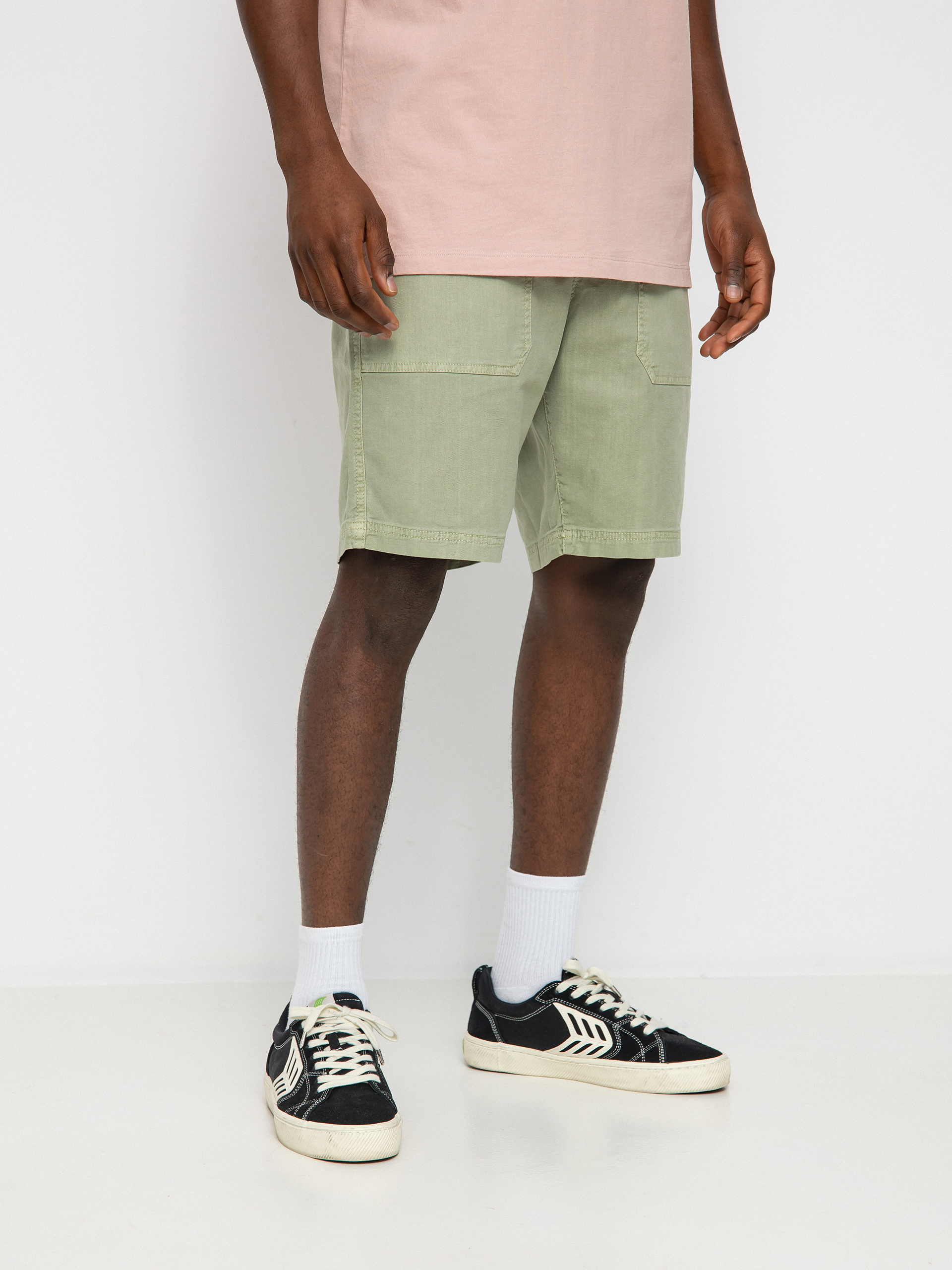 Quiksilver Natural Dye Fatigue Rövidnadrág (four leaf clover)