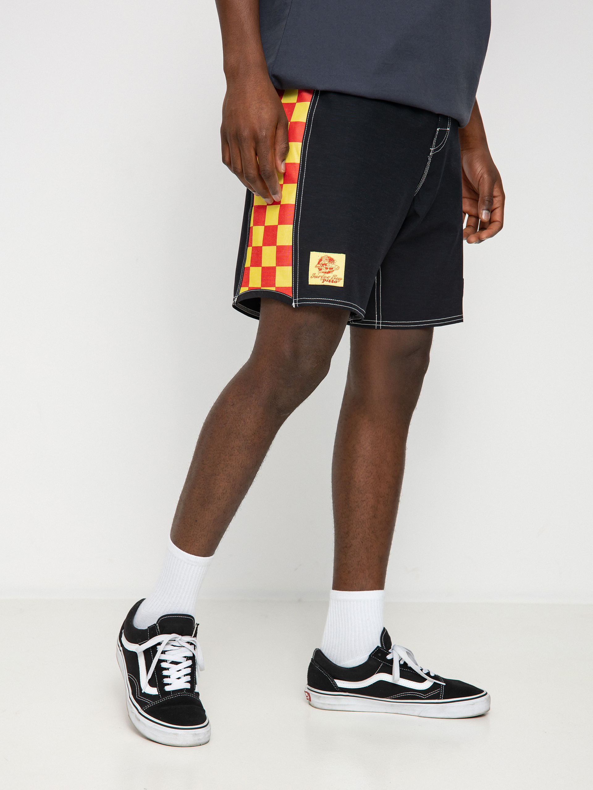 Quiksilver X Stranger Things Original Archsurfer Boy 18 Boardshort (black)