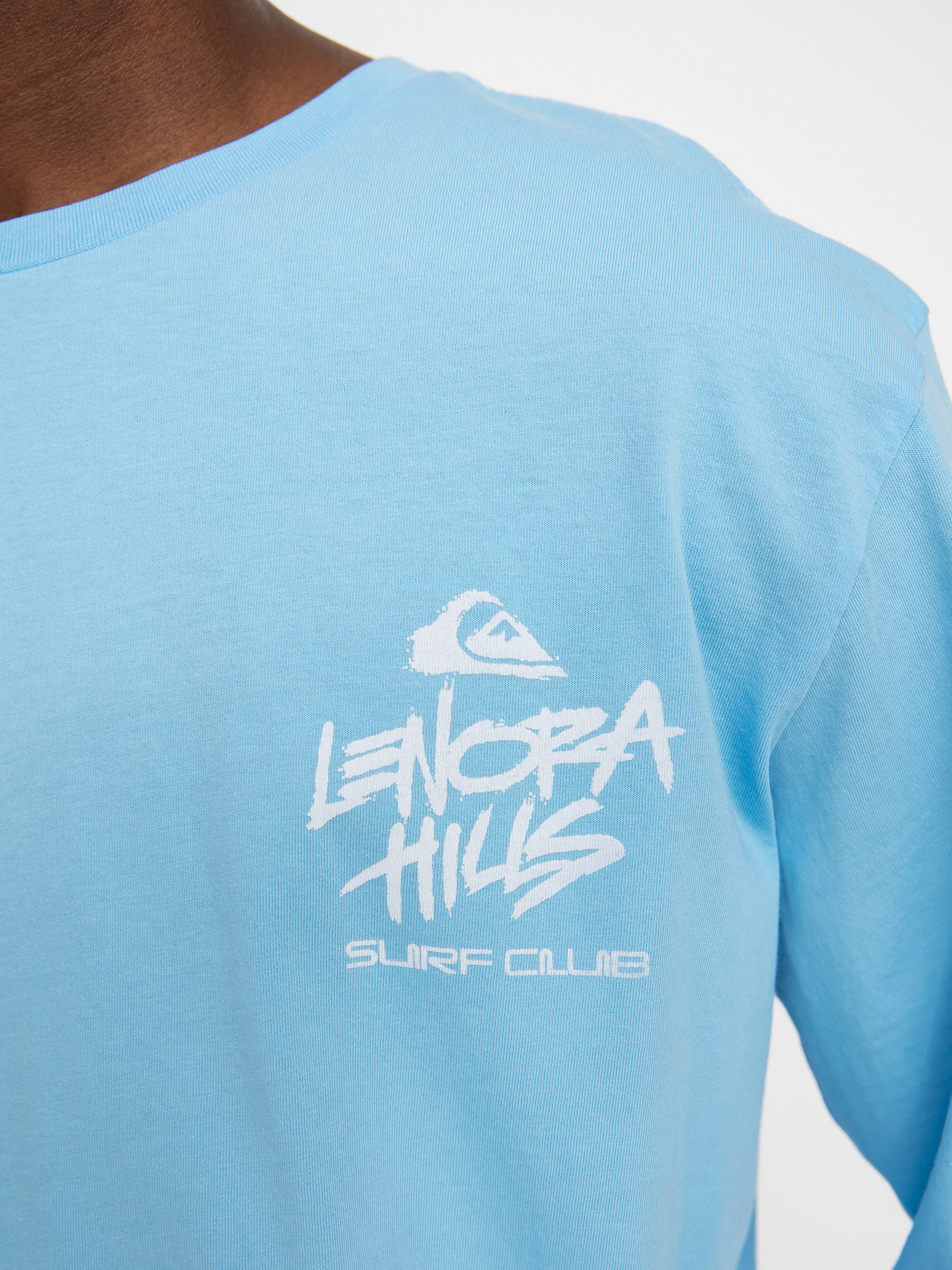 Quiksilver X Stranger Things Lenora Hills Surf Club Hosszú ujjú felső (airy blue)