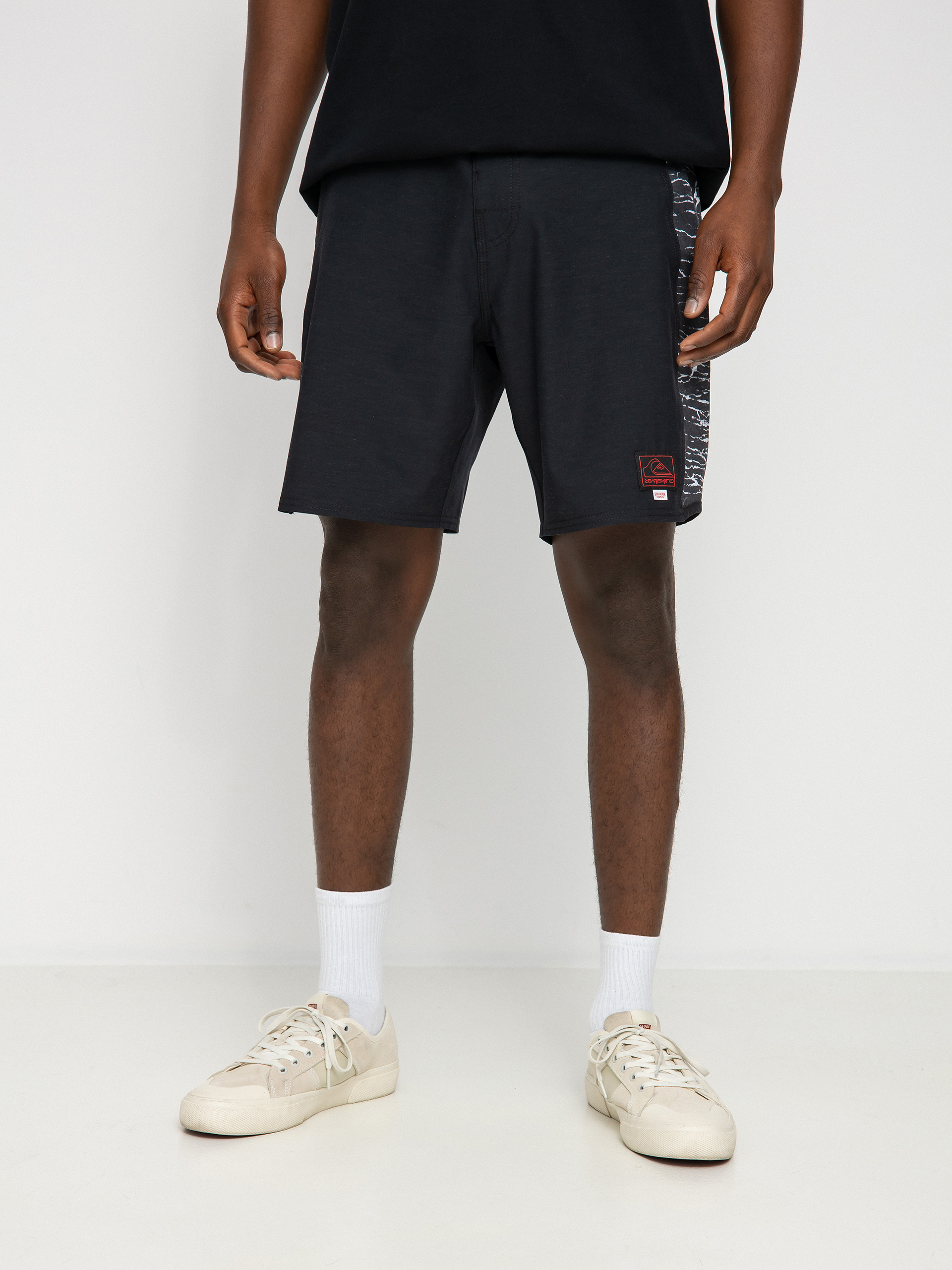 Quiksilver X Stranger Things Original Arch 1986 18 Boardshort (the upside down)