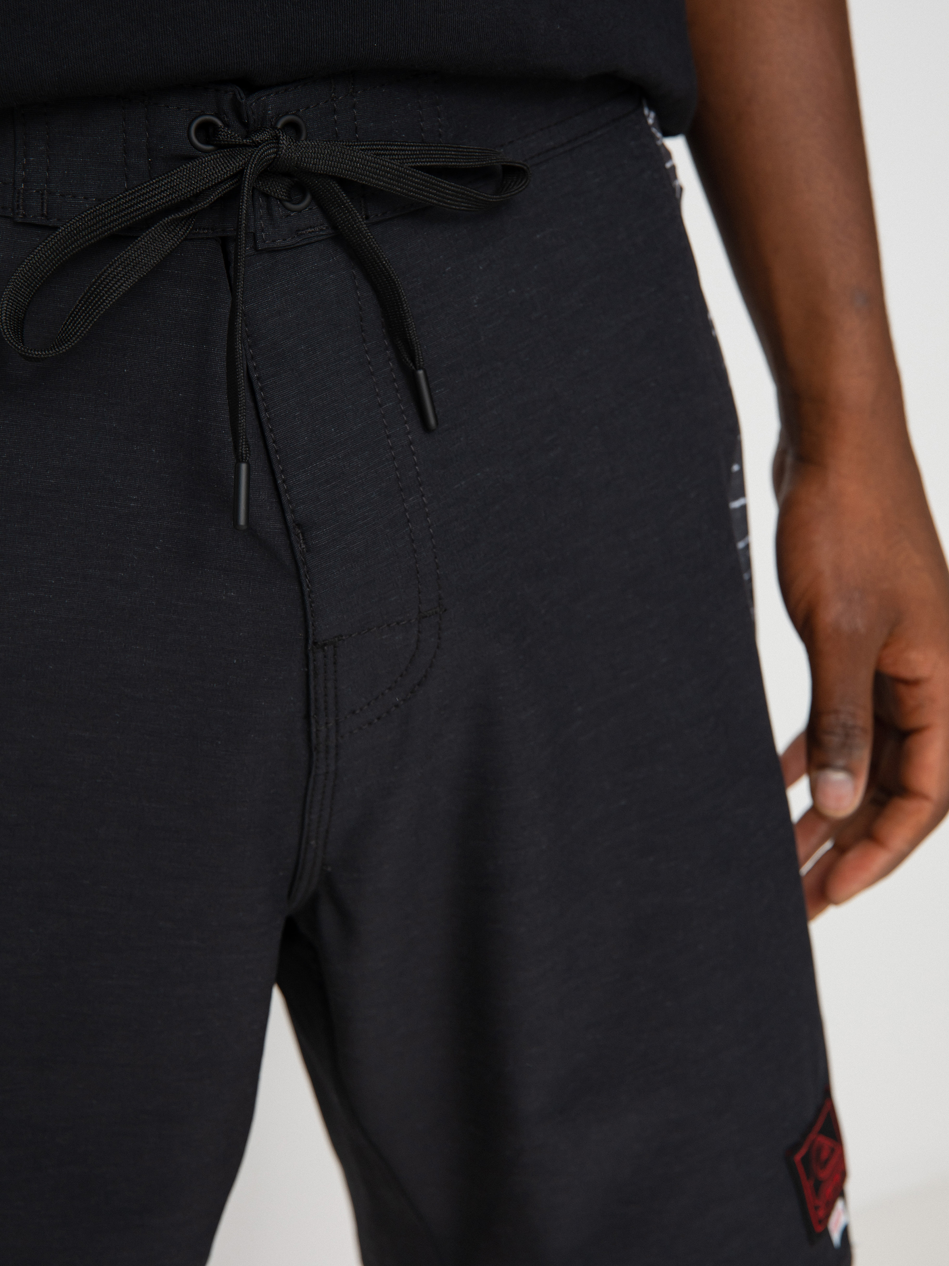 Quiksilver X Stranger Things Original Arch 1986 18 Boardshort (the upside down)