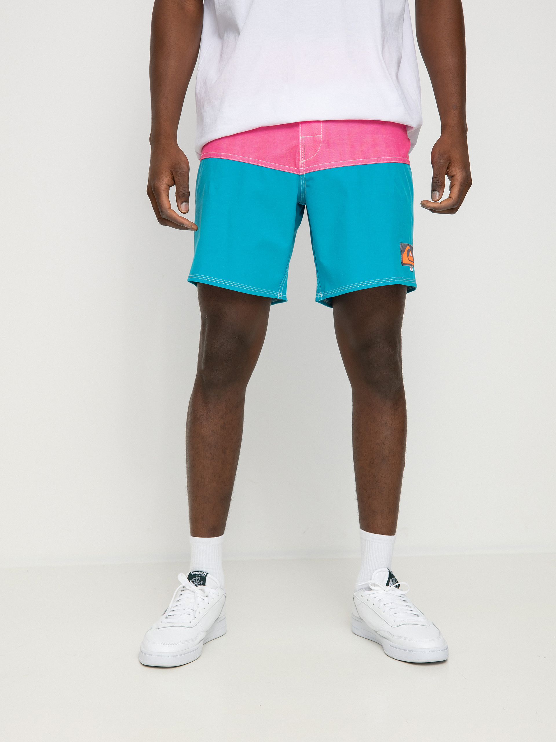 Quiksilver X Stranger Things Butt Logo 1986 17 Boardshort (lenora hills)