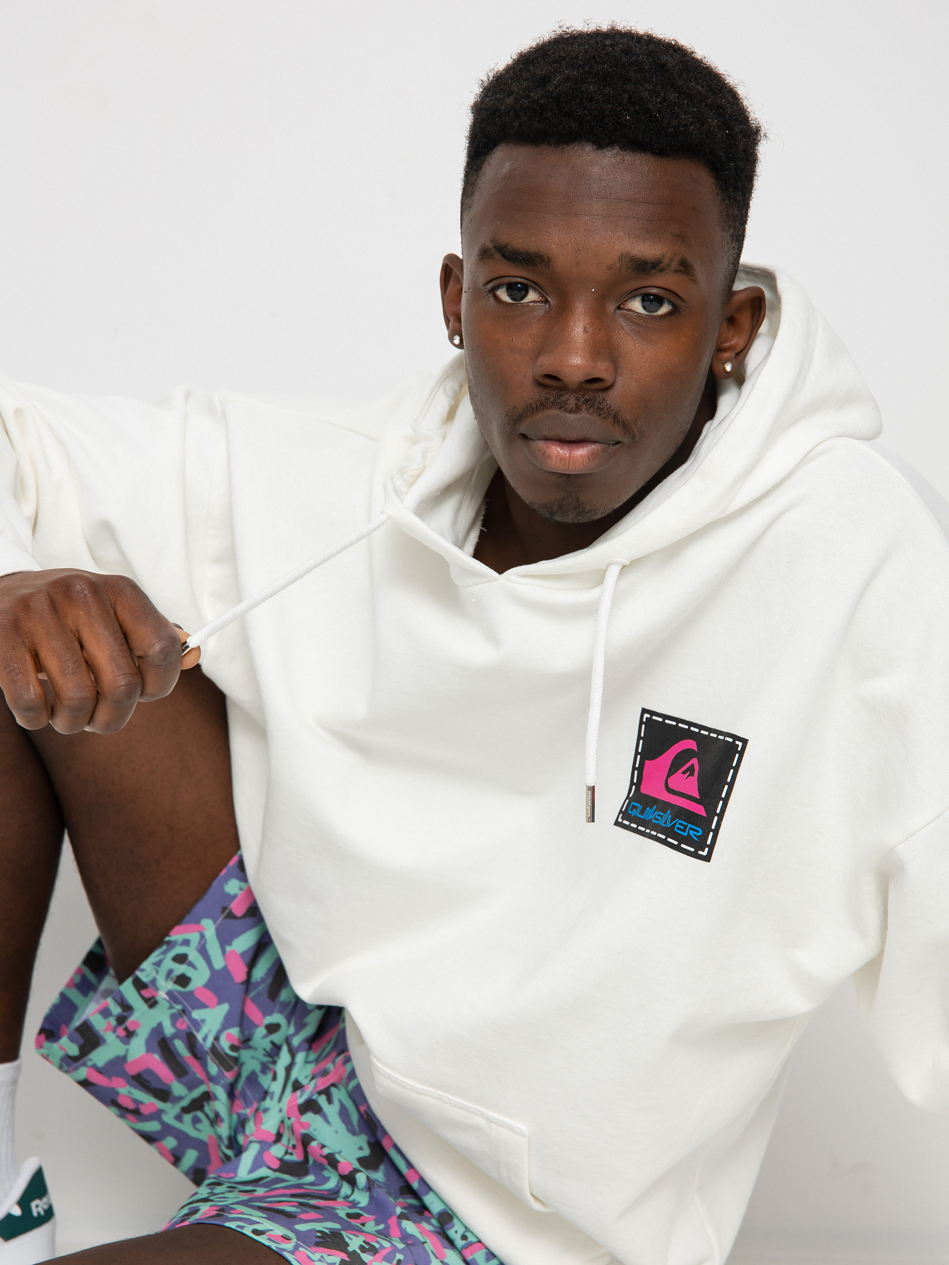 Quiksilver X Stranger Things Rainbow HD Kapucnis pulóver (white)