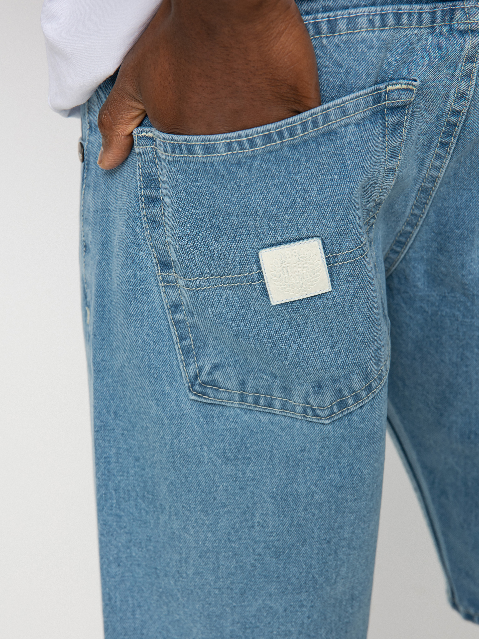 MassDnm Base Jeans Straight Fit Rövidnadrág (light blue)