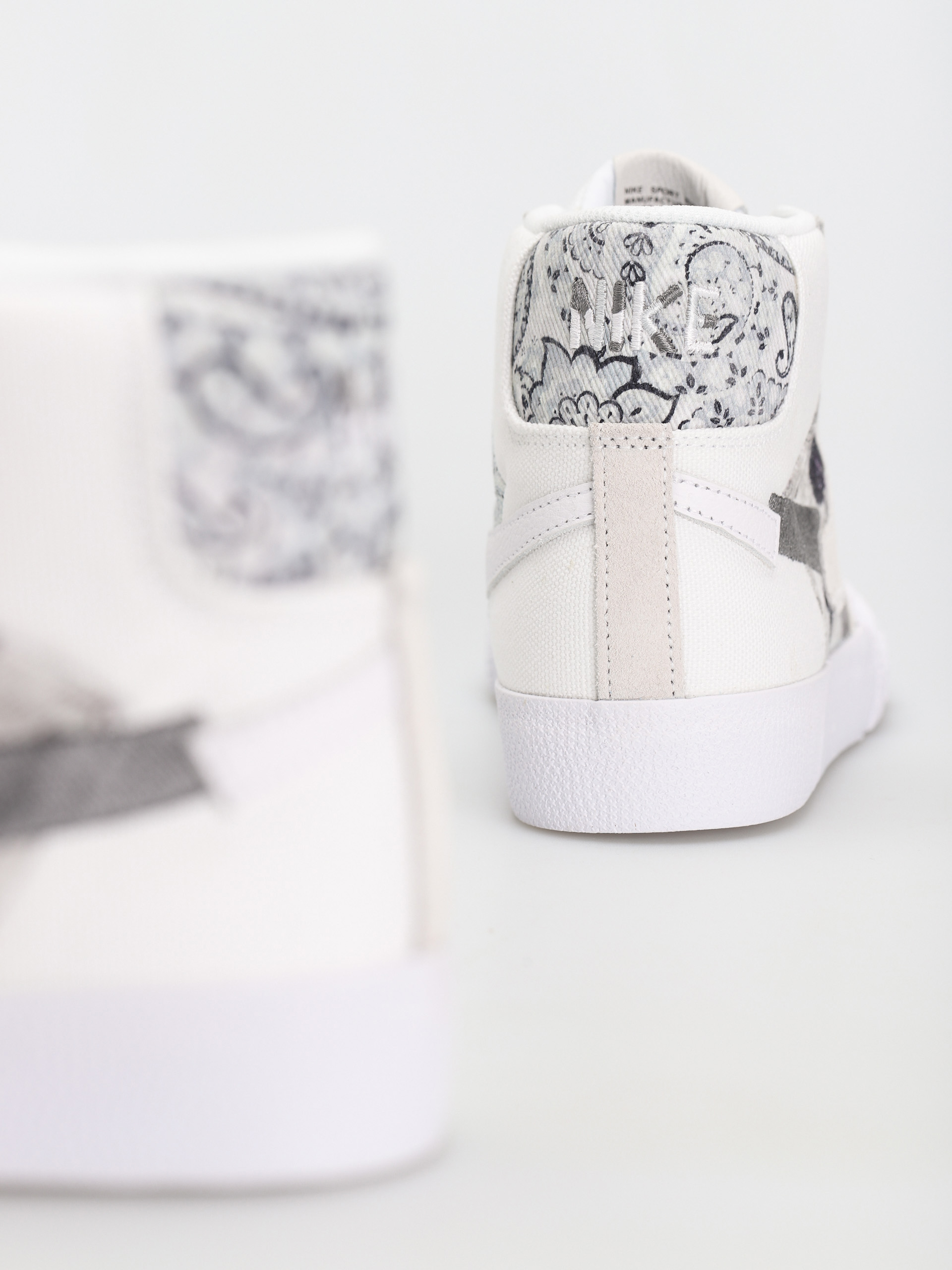 Nike SB Zoom Blazer Mid Premium Cipők (white/smoke grey white pure platinum)