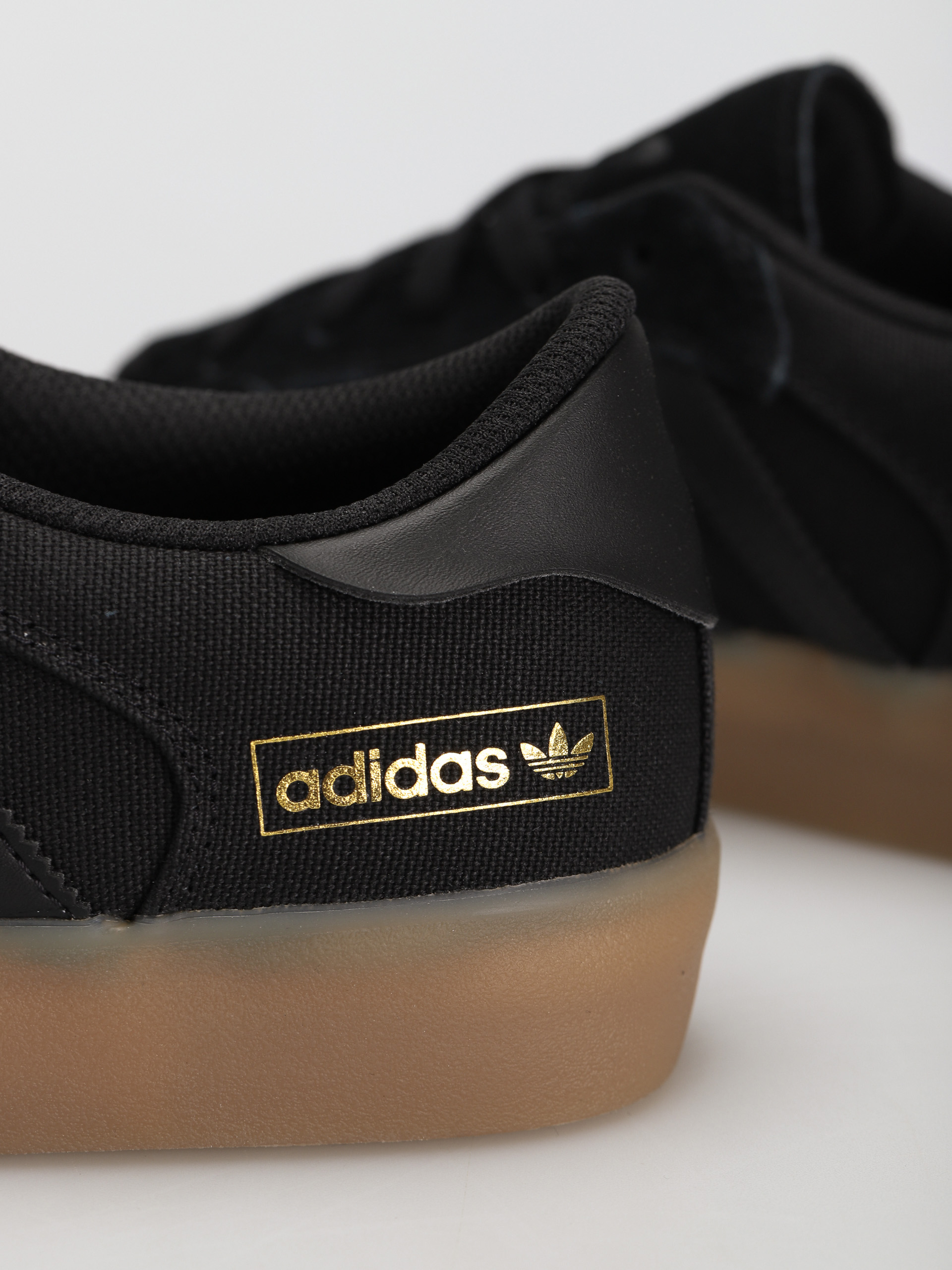 adidas Matchbreak Super Cipők (cblack/cblack/goldmt)