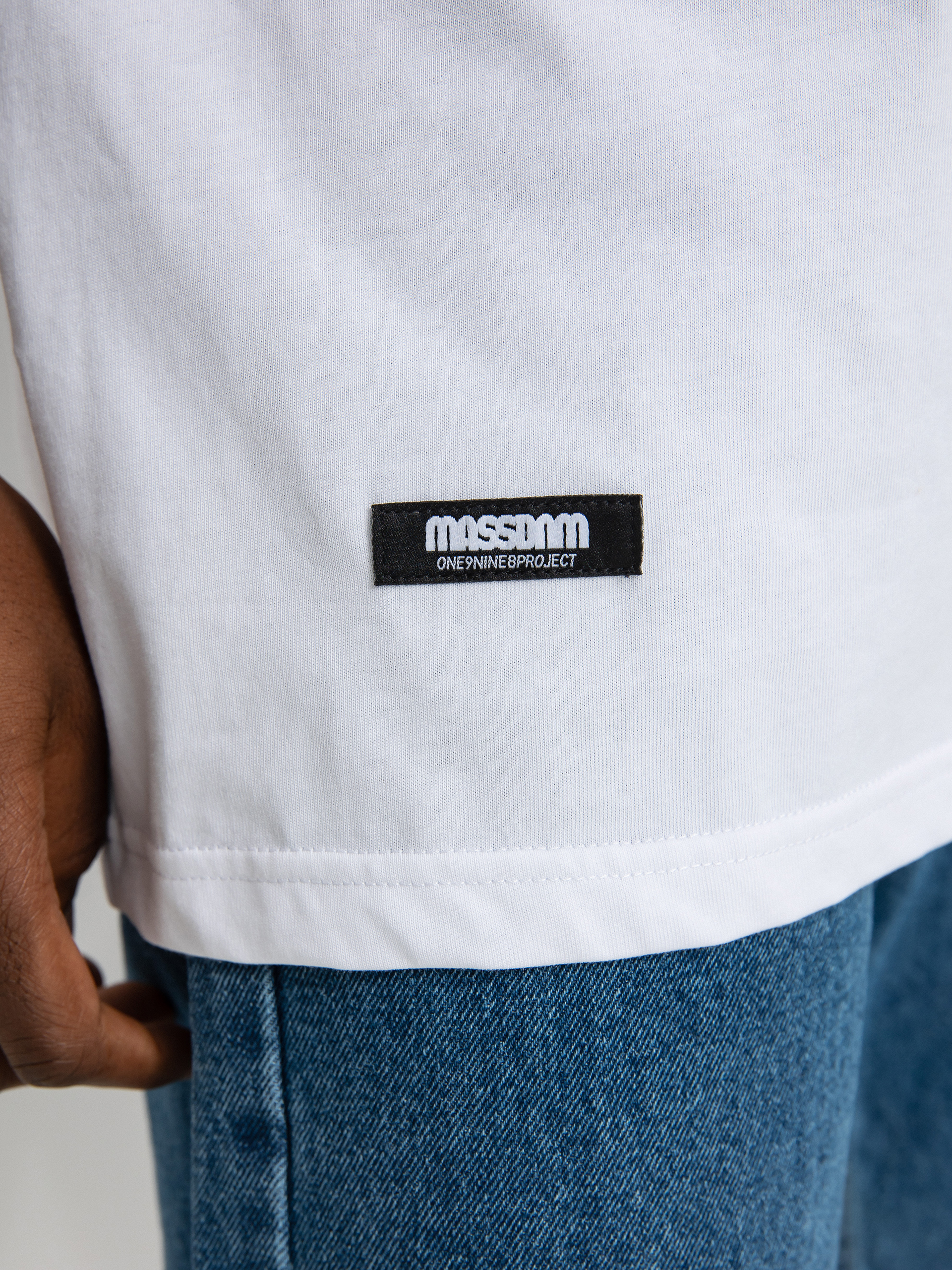 MassDnm Base póló (white)