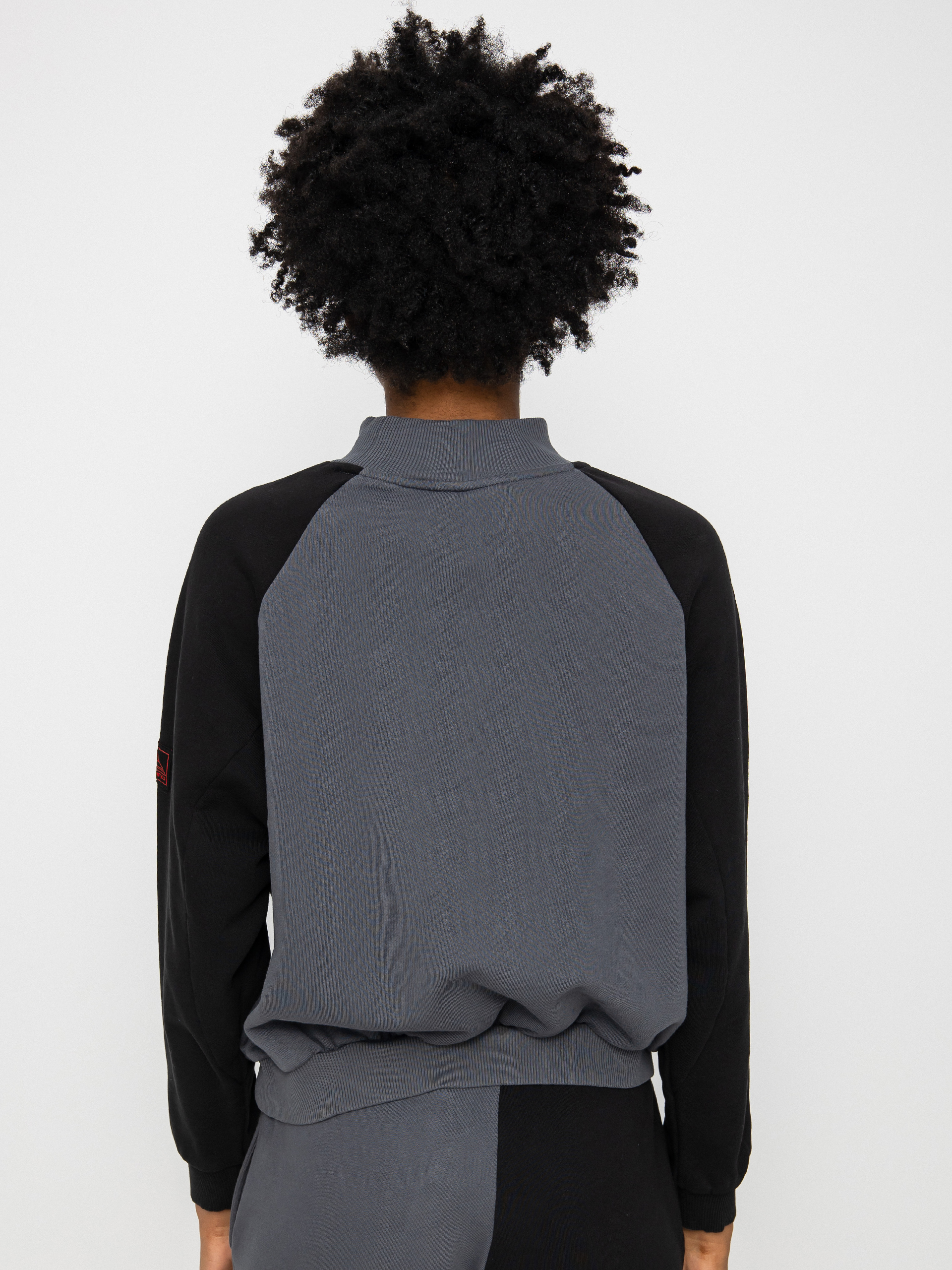 Quiksilver X Stranger Things Upside Down Pulóver Wmn (iron gate)