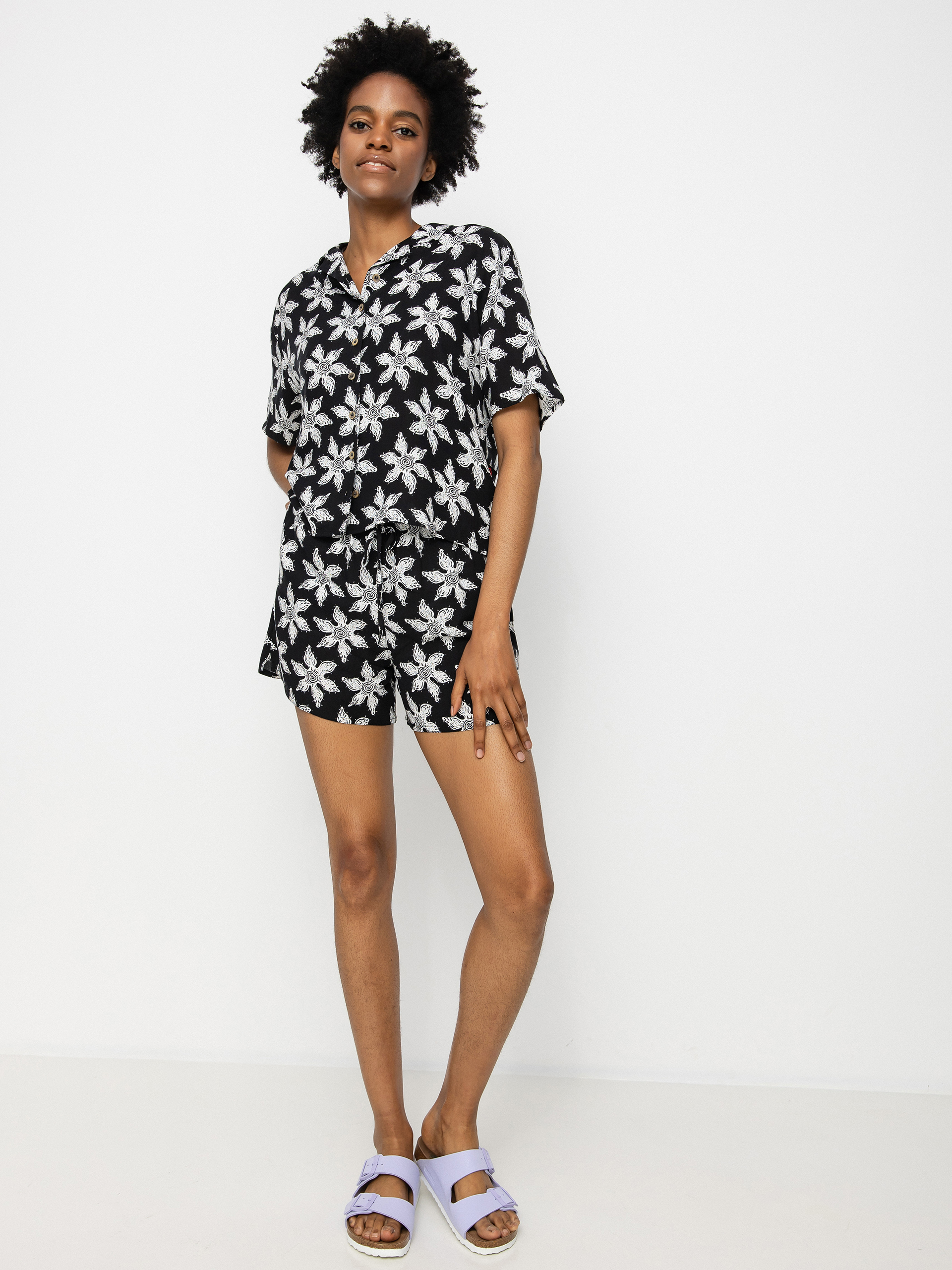 Quiksilver X Stranger Things Upside Down Ing Wmn