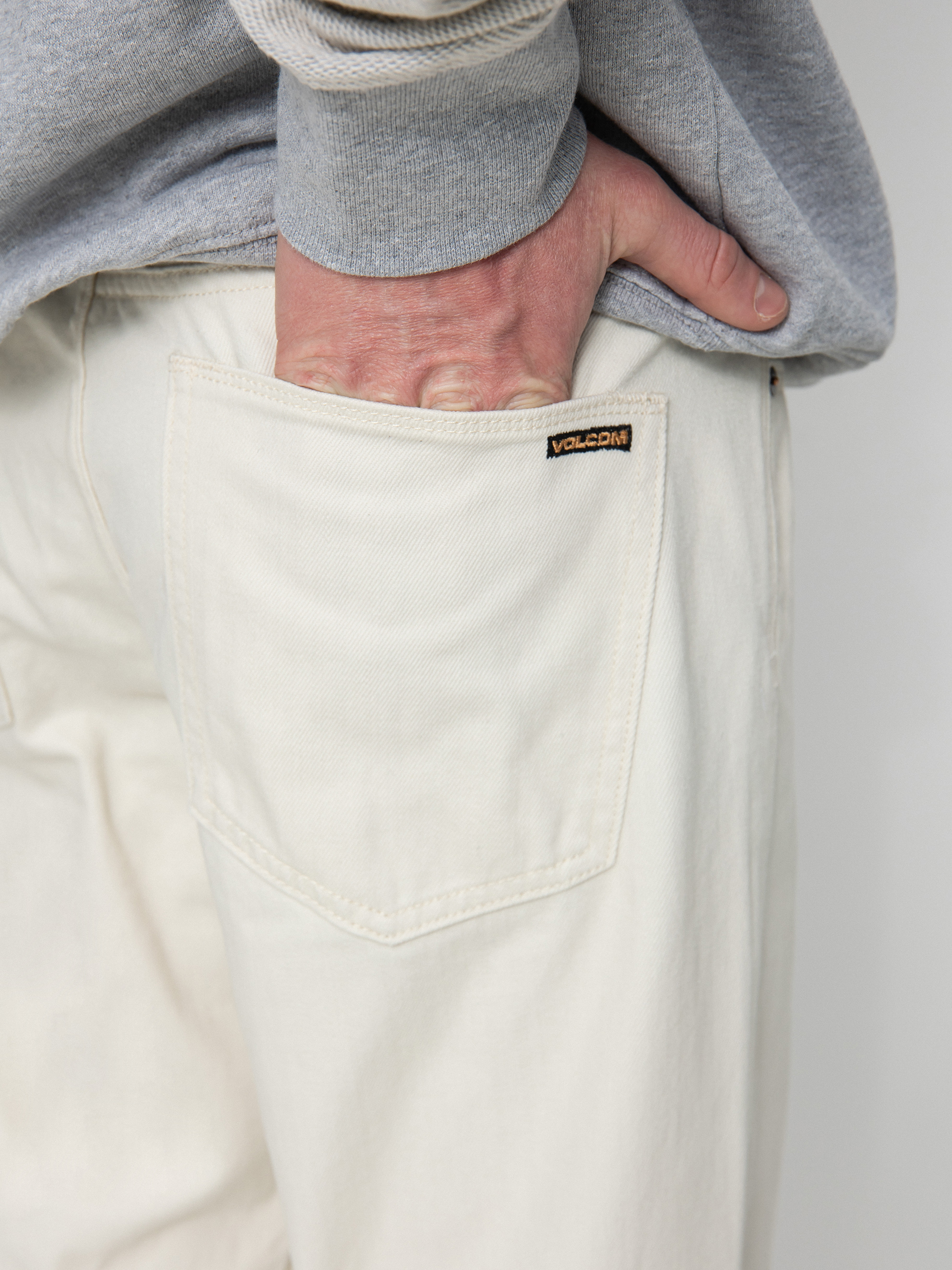 Volcom Modown Tapered Denim Kisnadrág (whitecap grey)