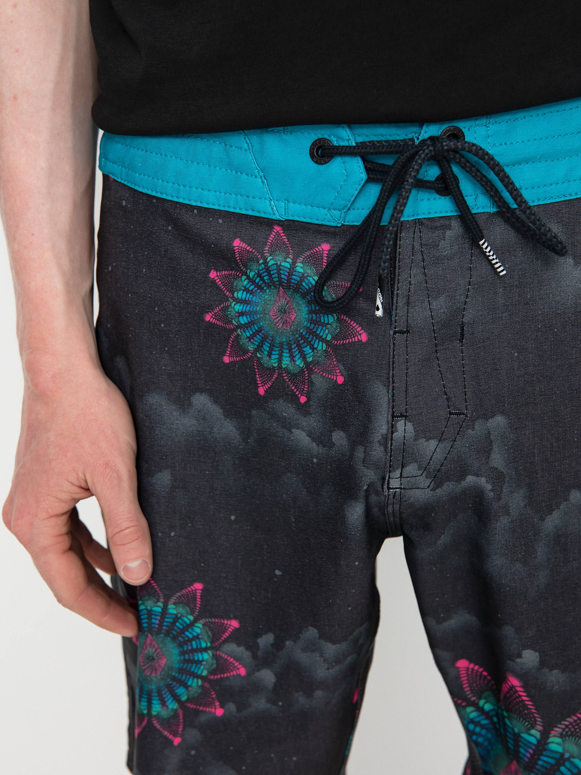 Volcom Star Shields Fa Stoney 18 Boardshort (black)