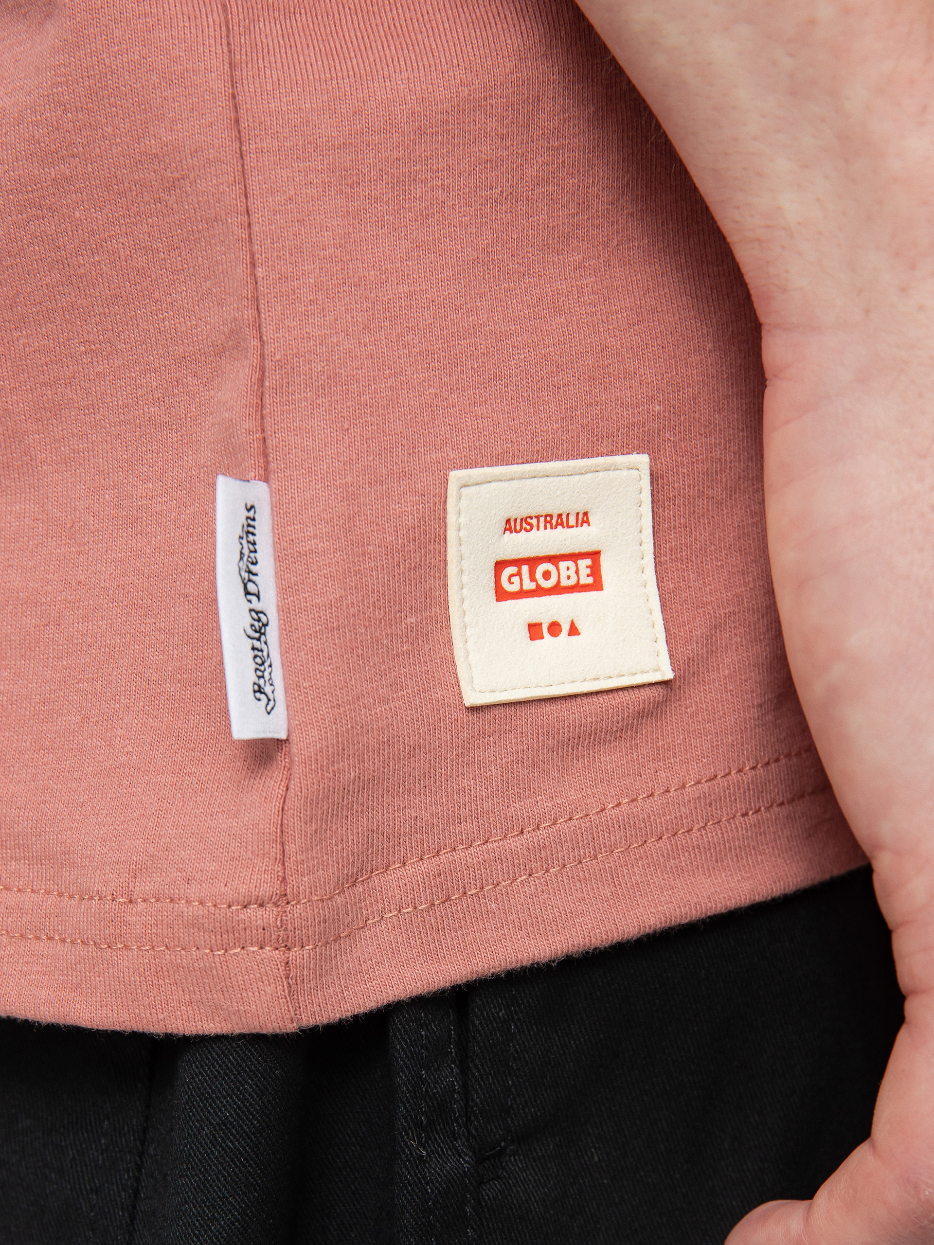 Globe Bootleg Dreams póló (red smoke)