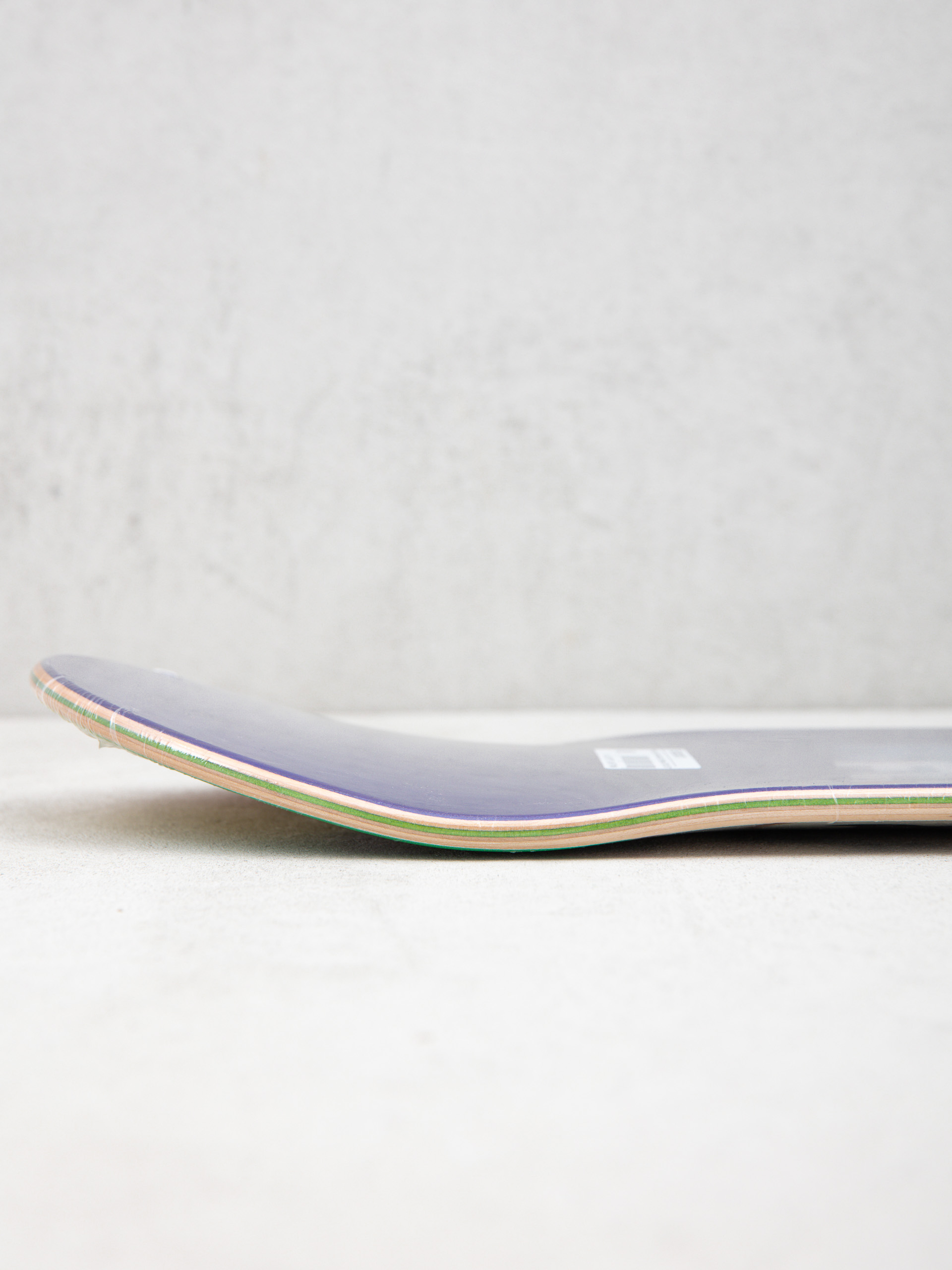 Flip Penny Toms Friends Gördeszka lap (rasta stripe)