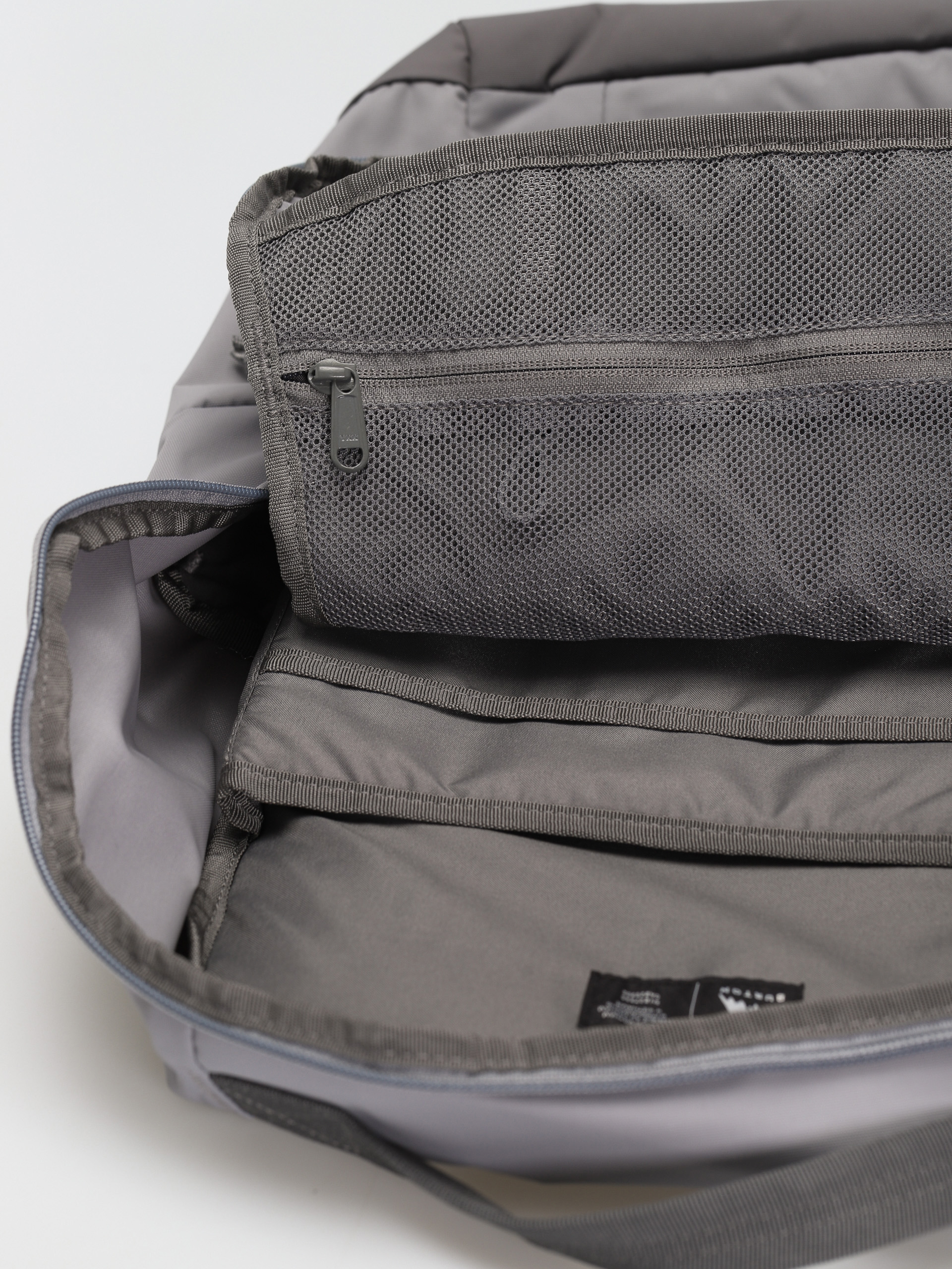 Burton Kilo 2.0 27L Hátizsák (sharkskin)