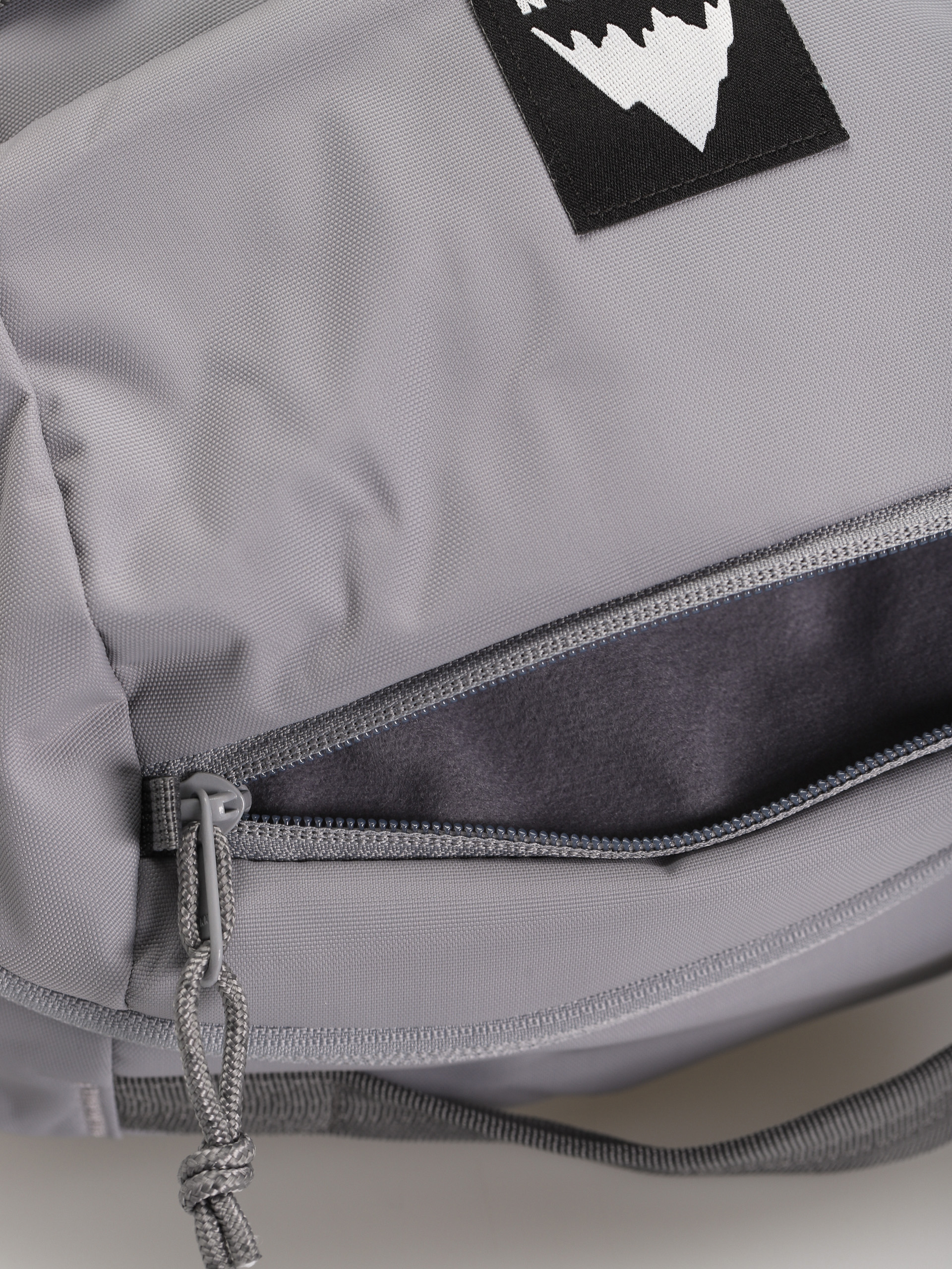 Burton Kilo 2.0 27L Hátizsák (sharkskin)