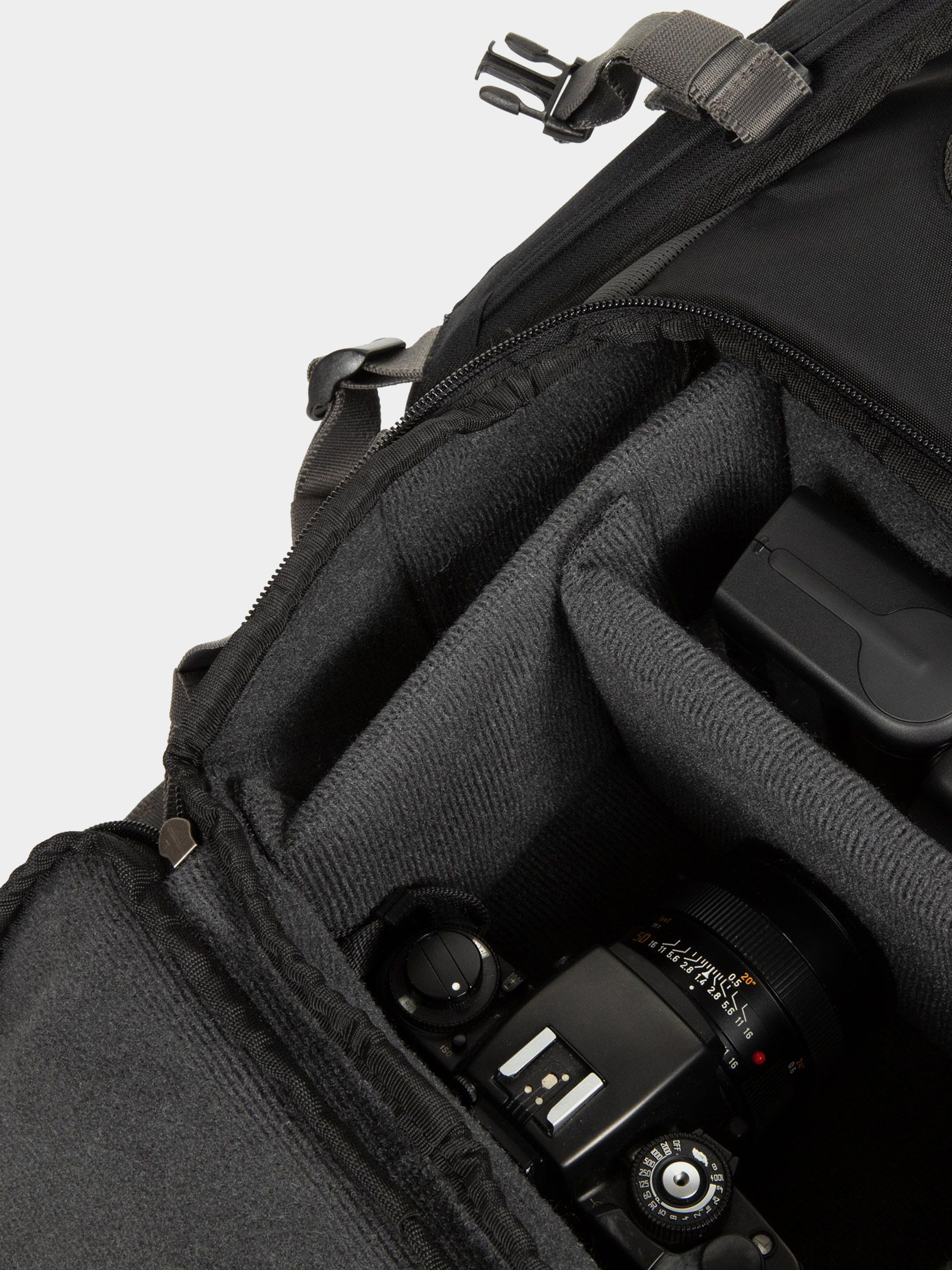 Eastpak X National Geographic Camera Pack Hátizsák (black)