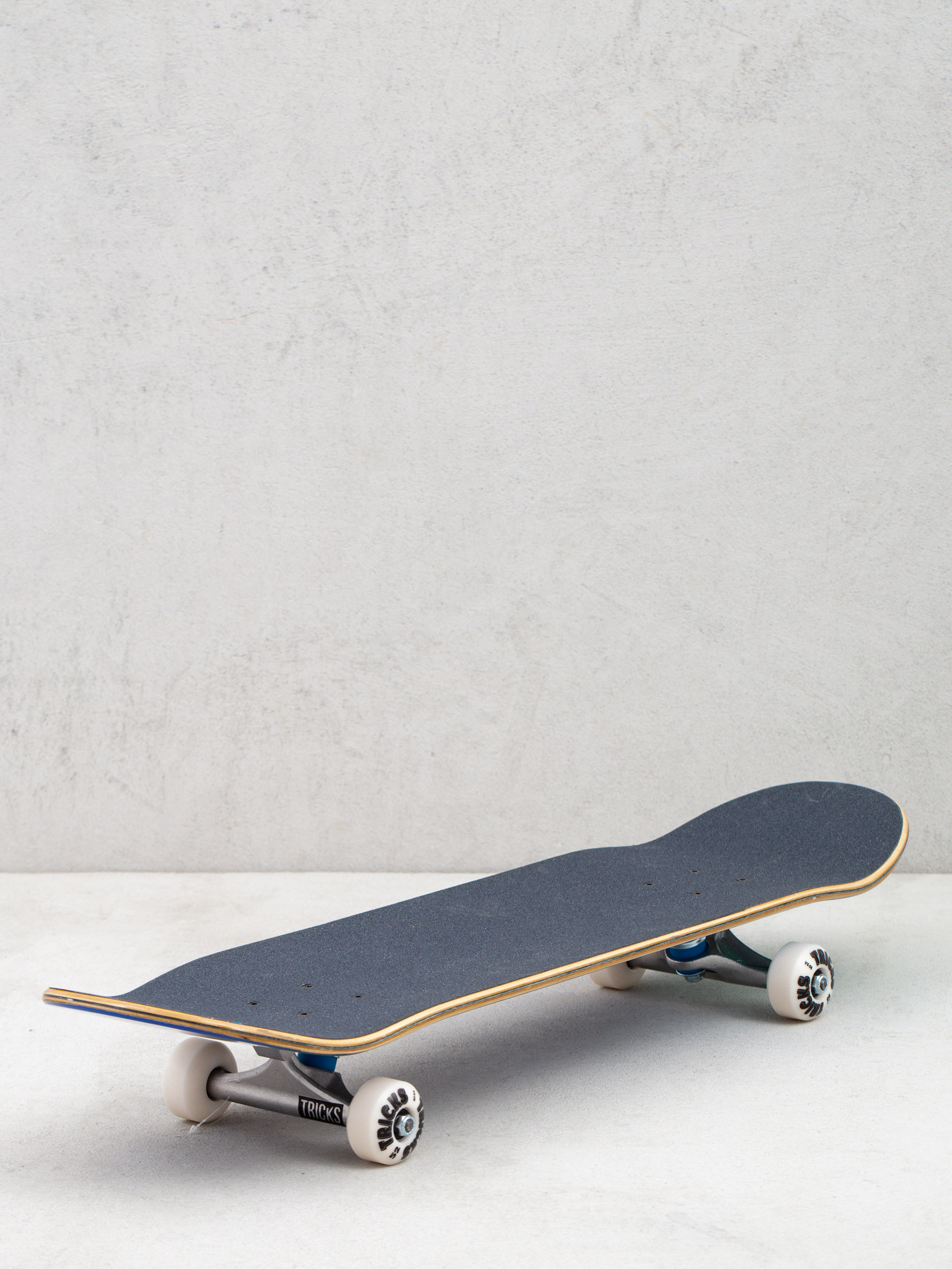 Tricks Tribe Komplett gördeszka 