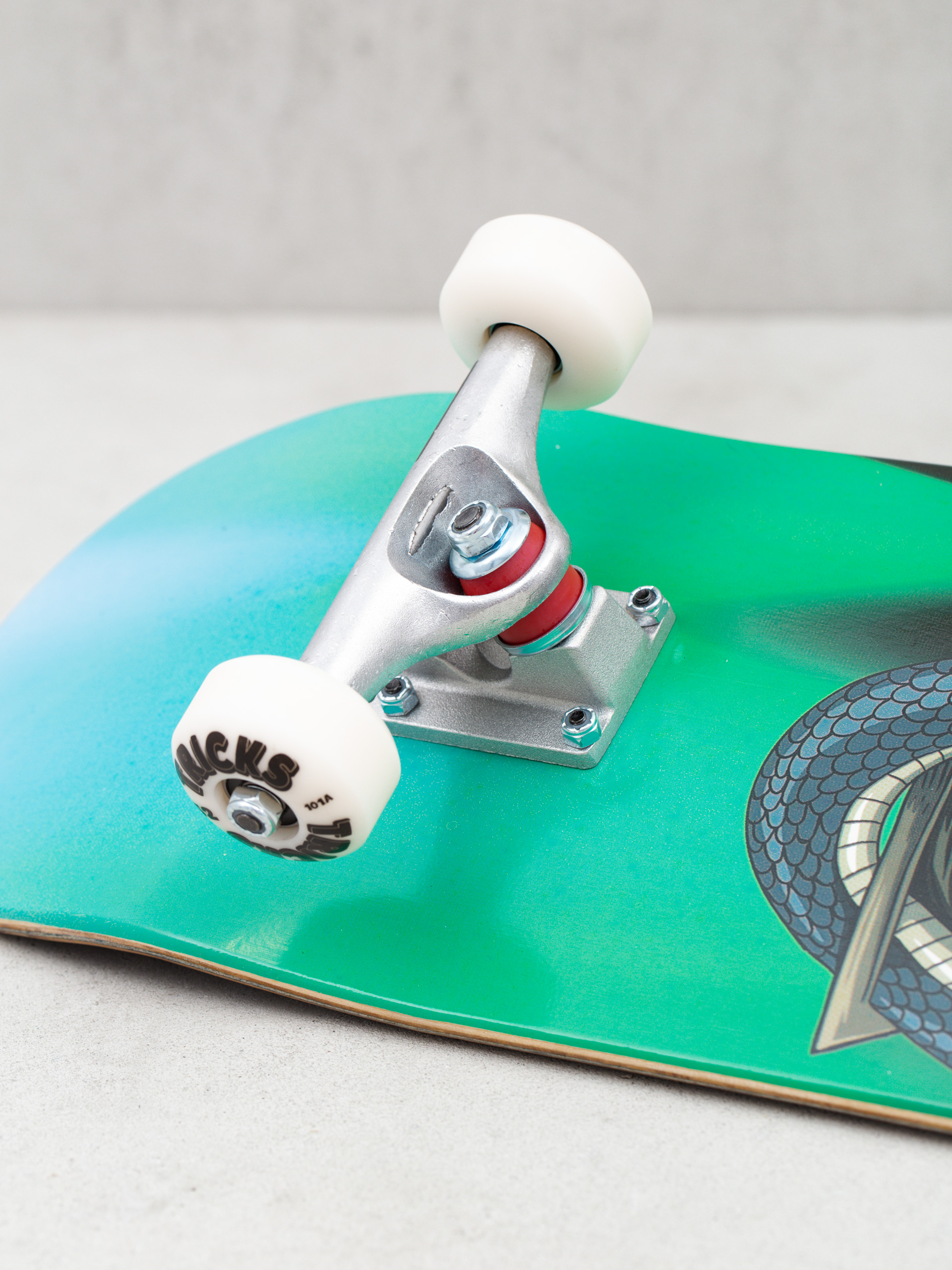 Tricks Snake Komplett gördeszka 