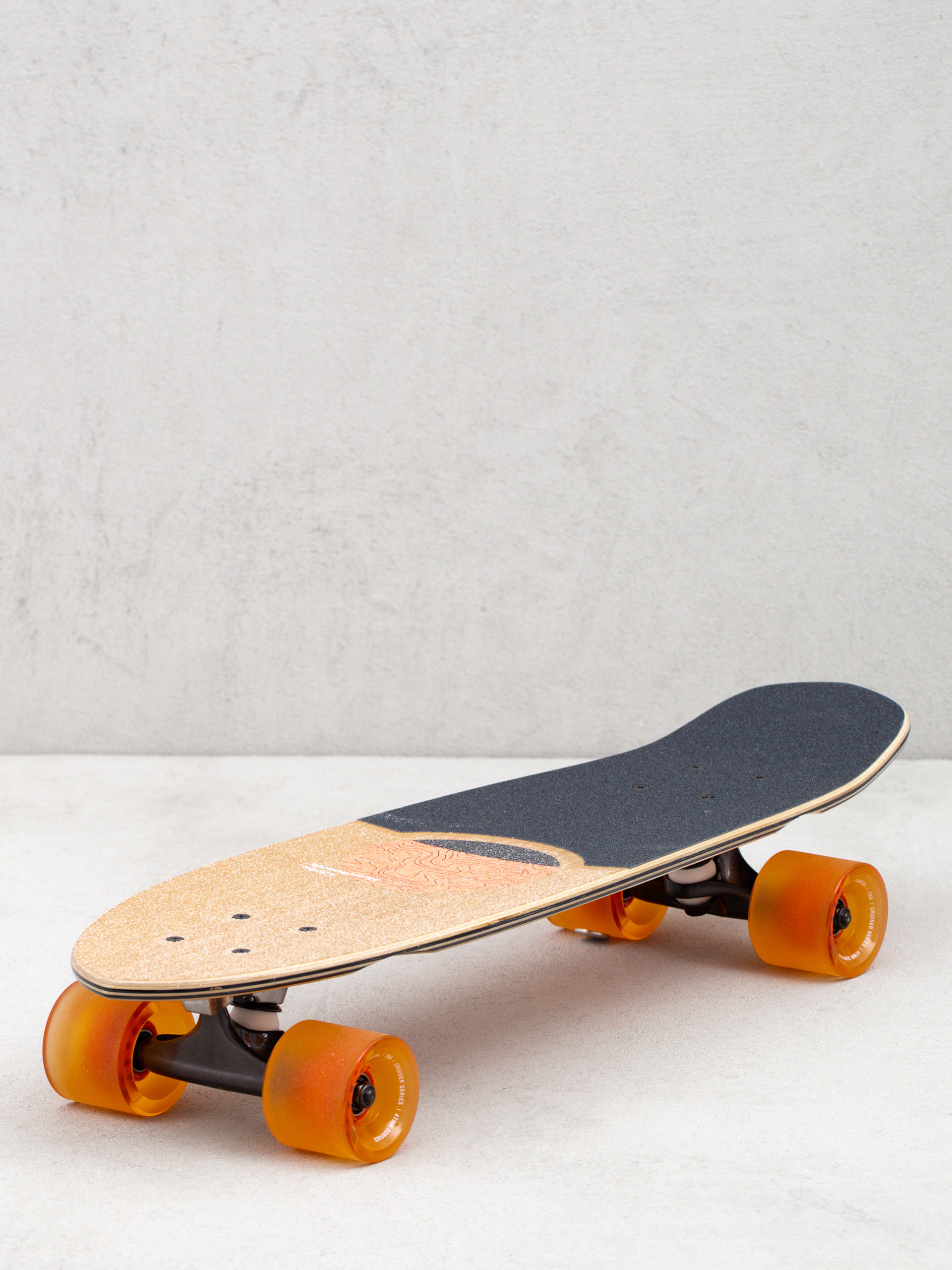 Globe Blazer Cruiser (white oak/concrete)