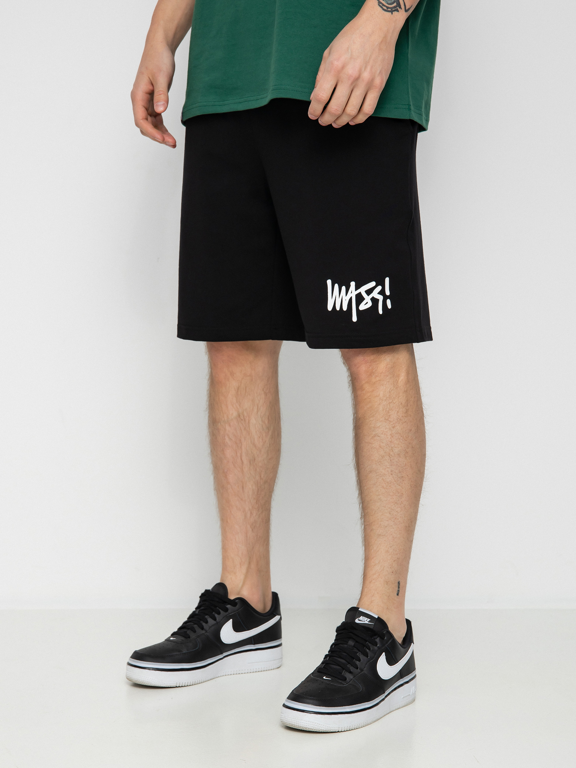 MassDnm Signature Straight Fit Rövidnadrág (black)