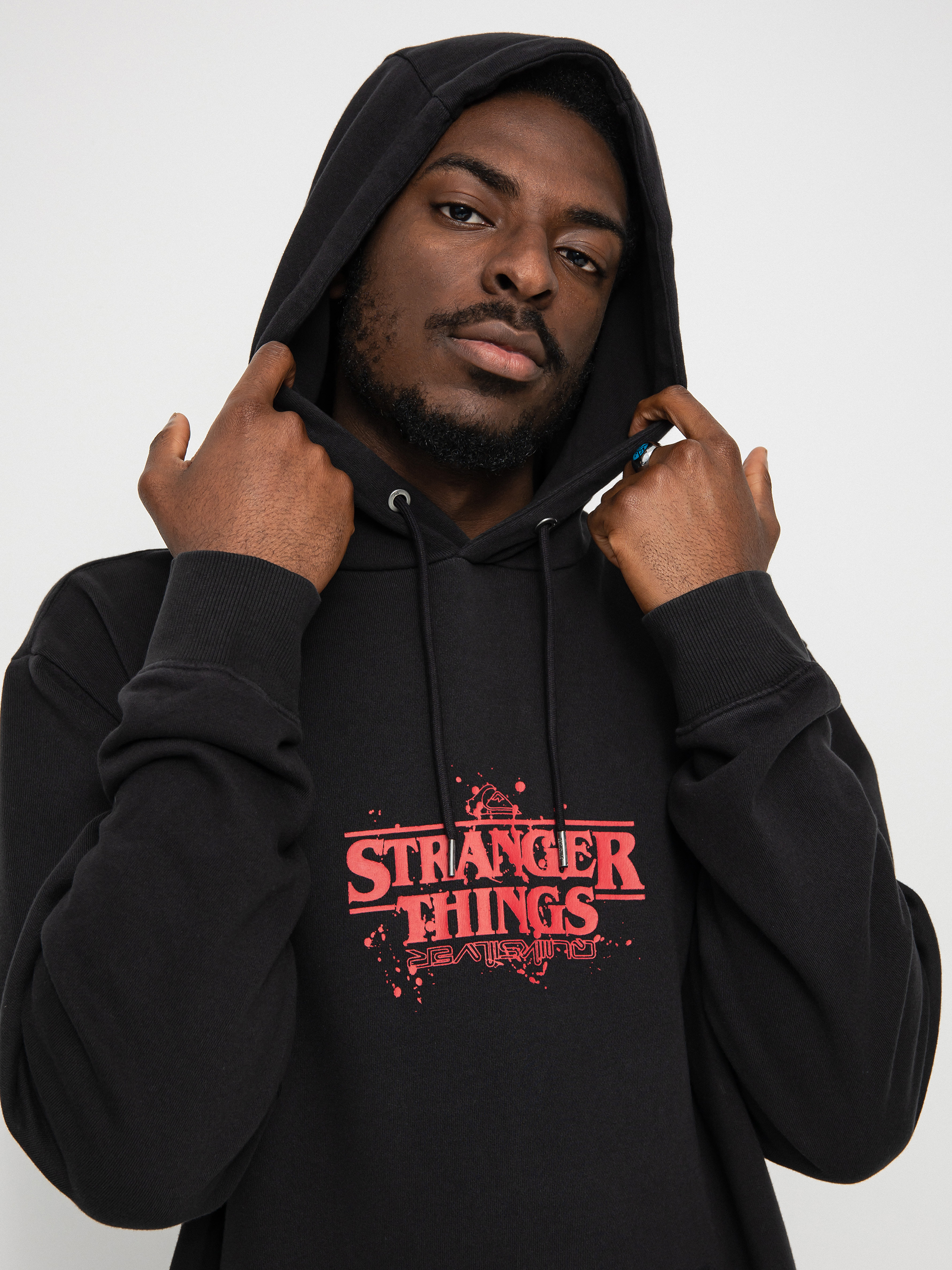 Quiksilver X Stranger Things Official Logo HD Kapucnis pulóver (black)