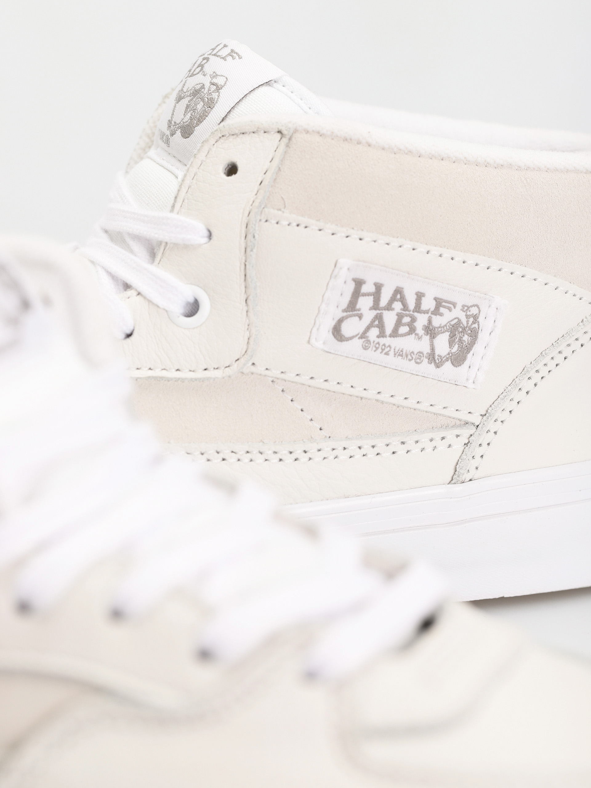 Vans Skate Half Cab Cipők (daz white/white)