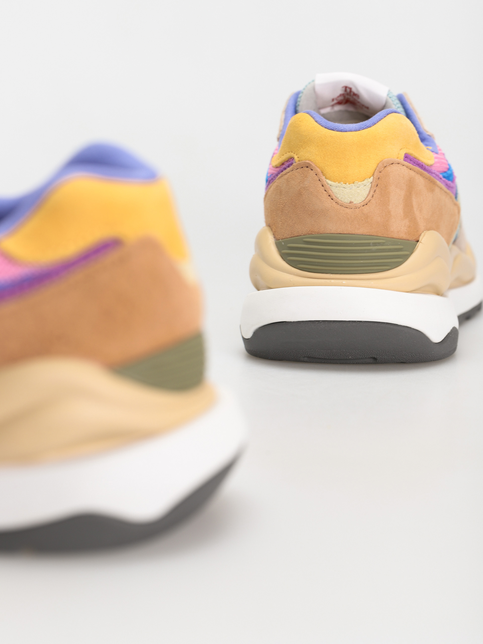 New Balance 5740 Cipők (calm taupe)