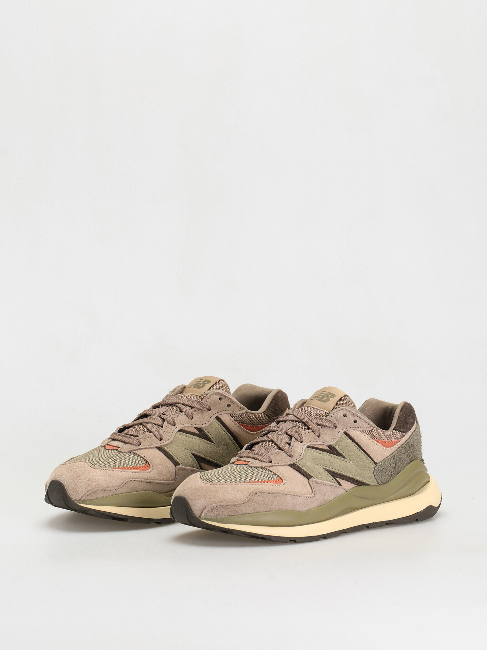 New Balance 5740 Cipők (mushroom)
