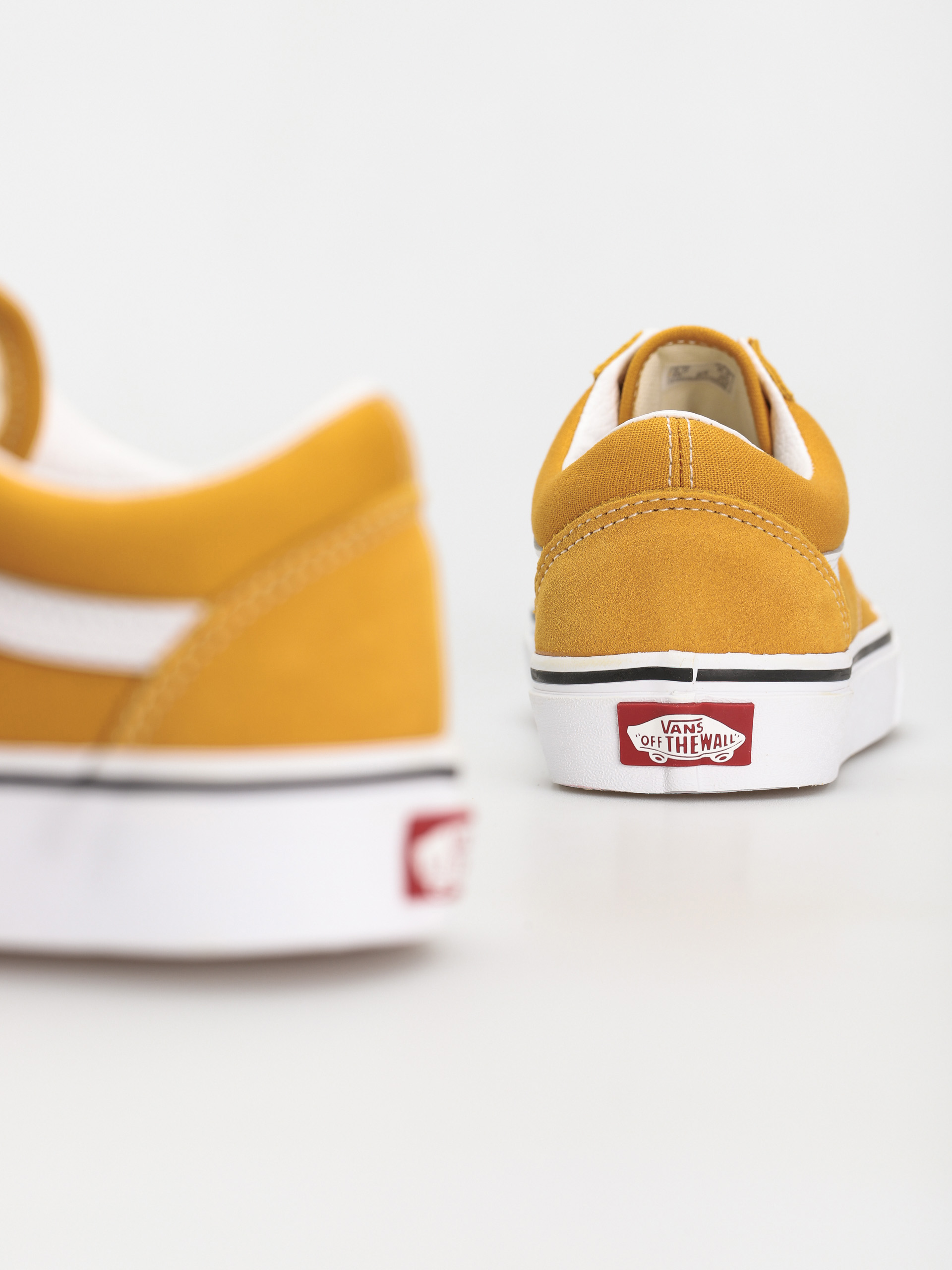 Vans Old Skool Cipők (color theory golden yellow)