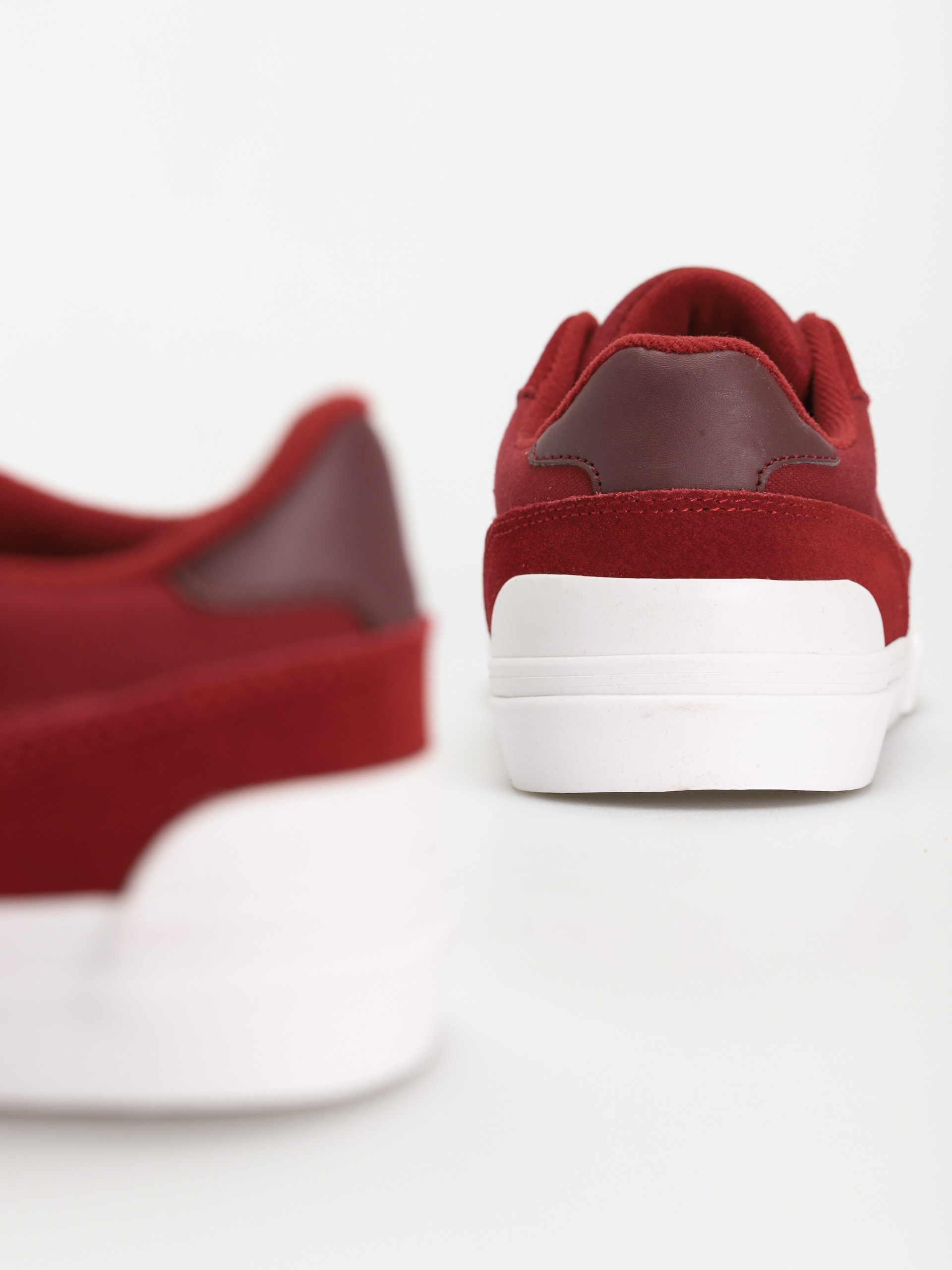 eS Caspian Cipők (burgundy)