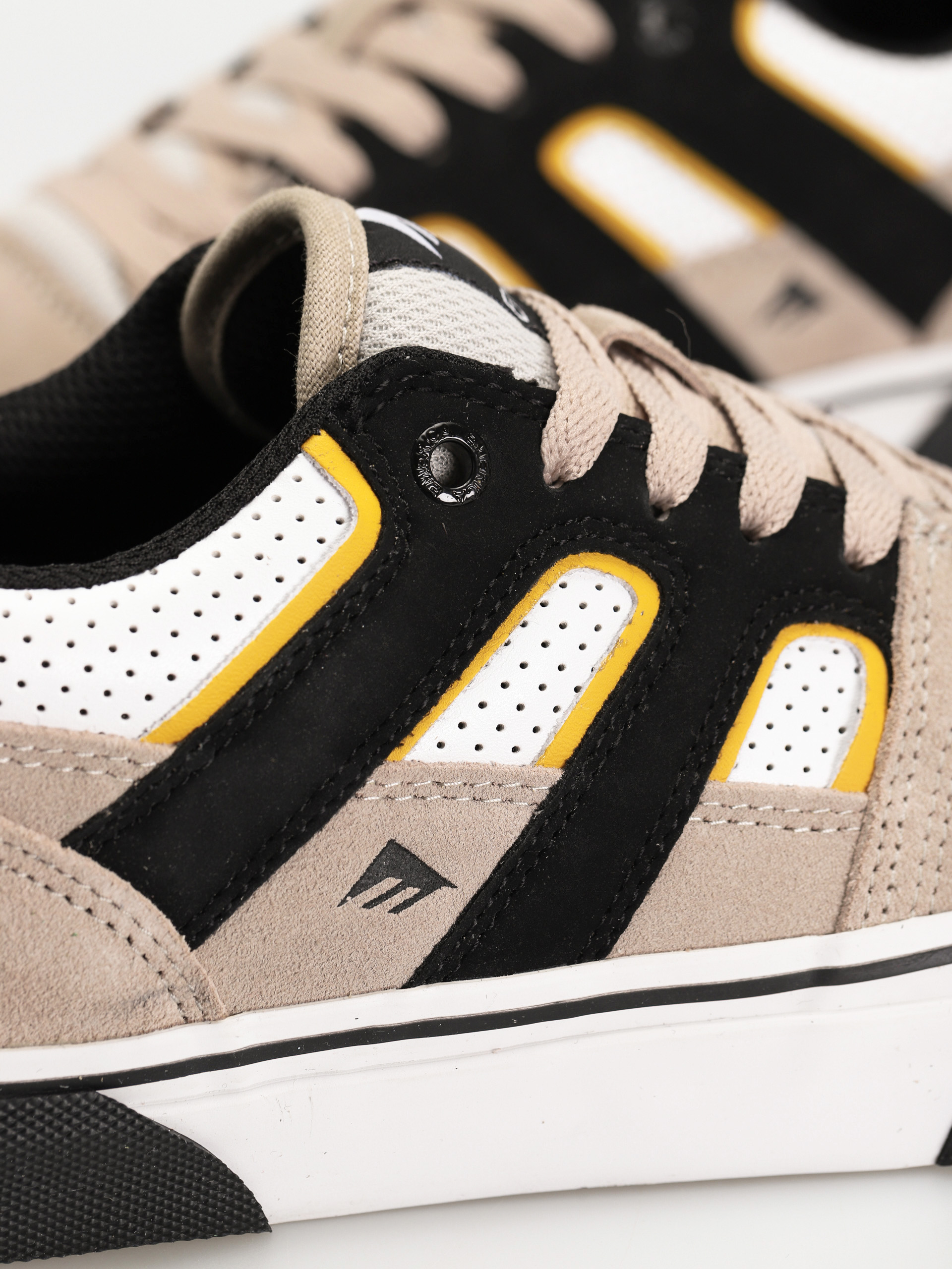 Emerica Tilt G6 Vulc Cipők (tan/black)