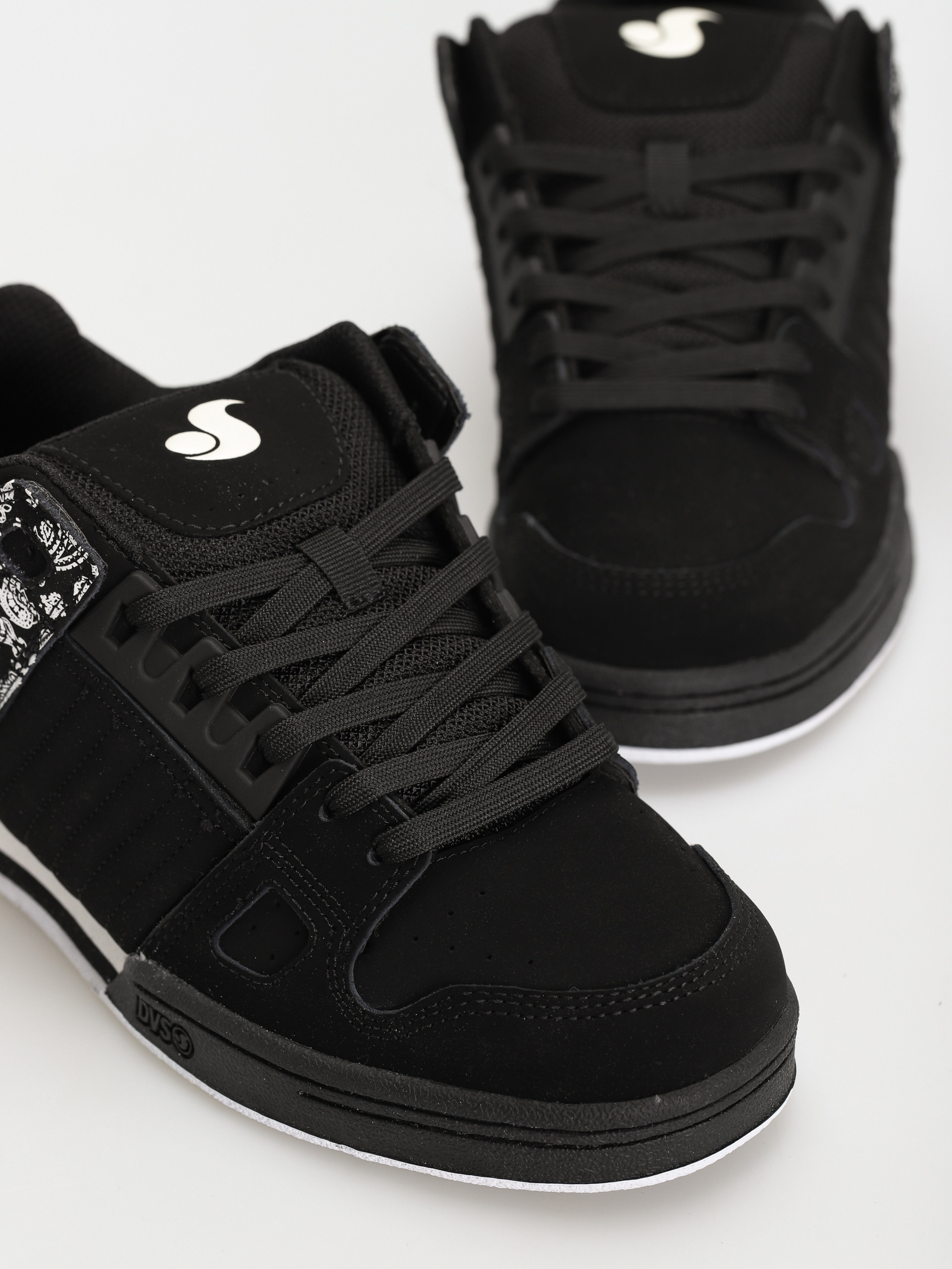 DVS Celsius Cipők (black white black nubuck)