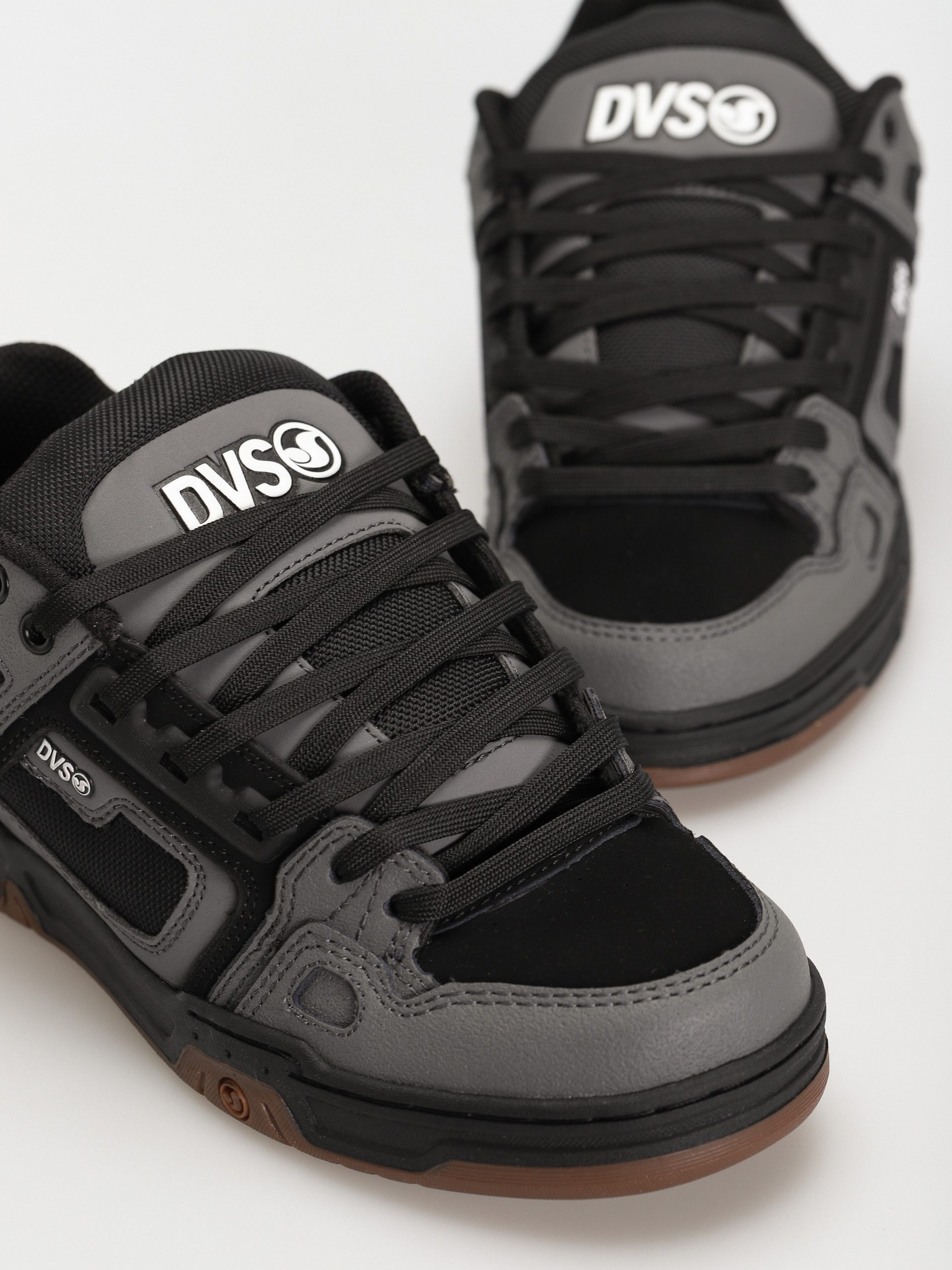 DVS Comanche Cipők (charcoal black white nubuck)