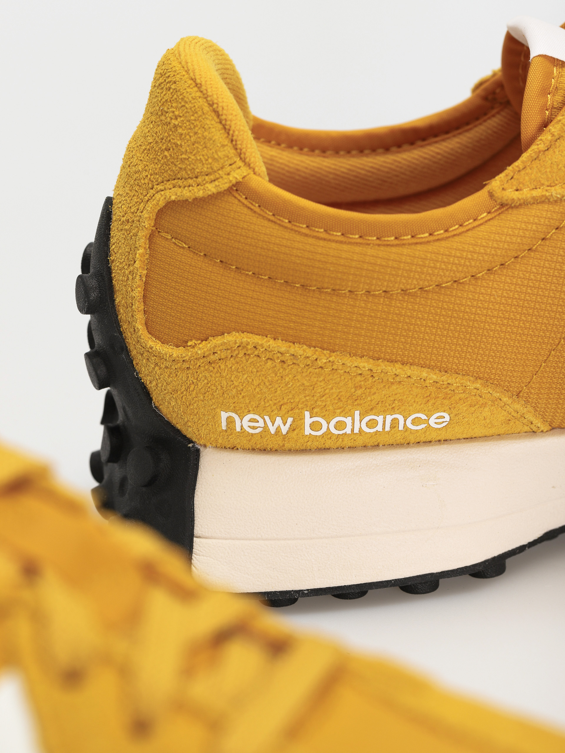 New Balance 327 Cipők (varsity gold)