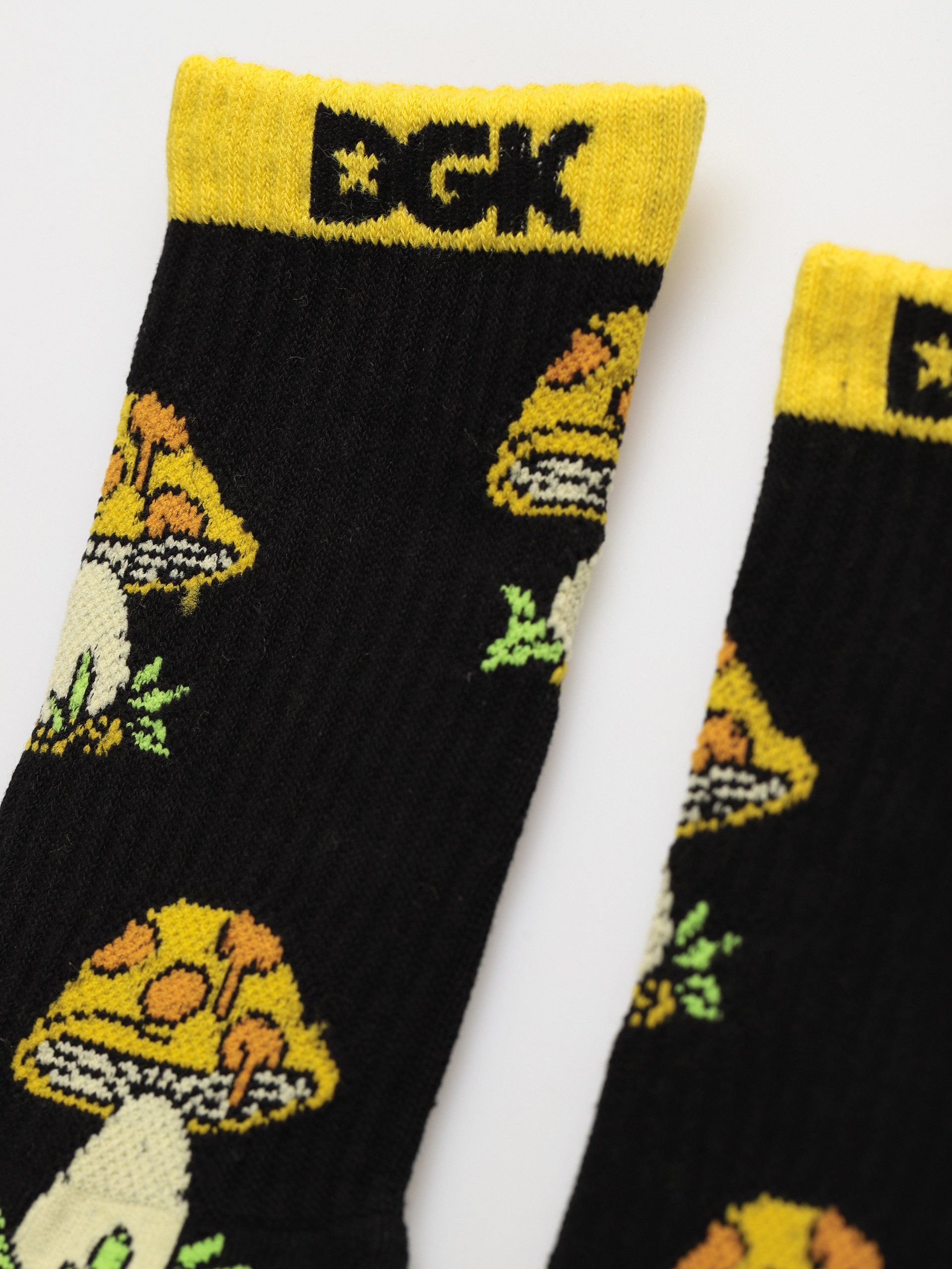 DGK Low Drip Zokni (black)