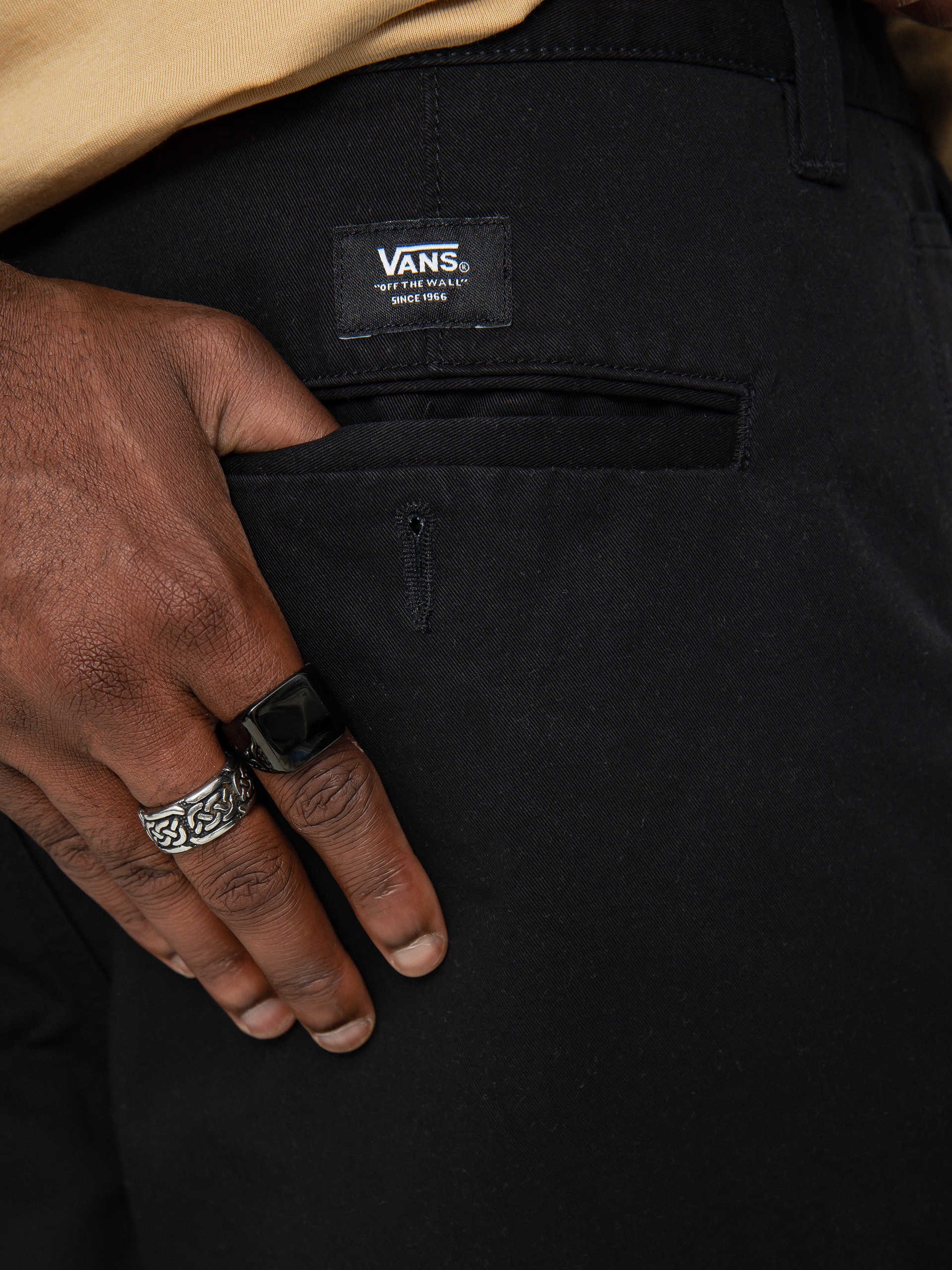 Vans Authentic Chino Baggy Kisnadrág (black)