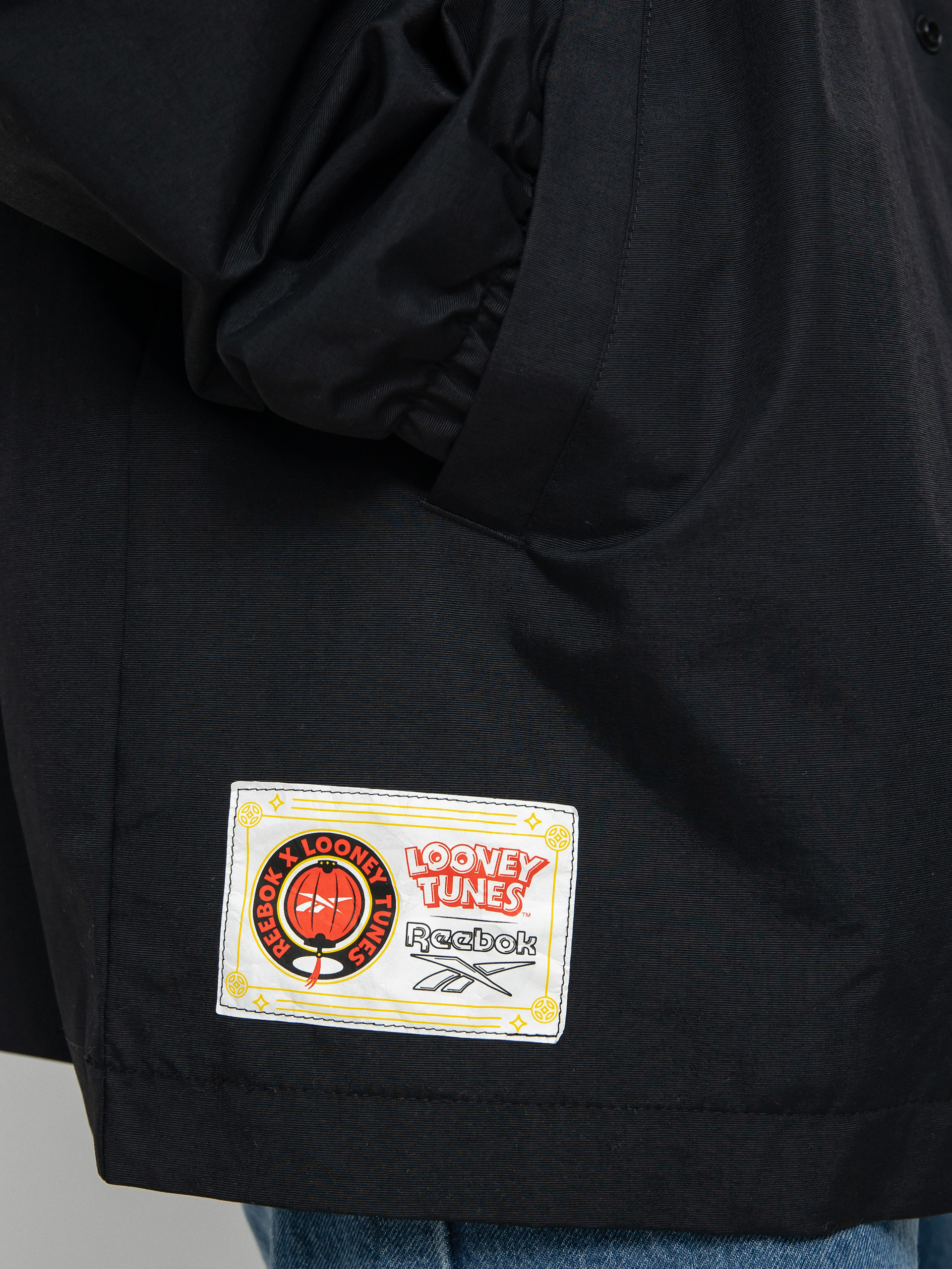 Reebok X Looney Tunes Dzseki (black)