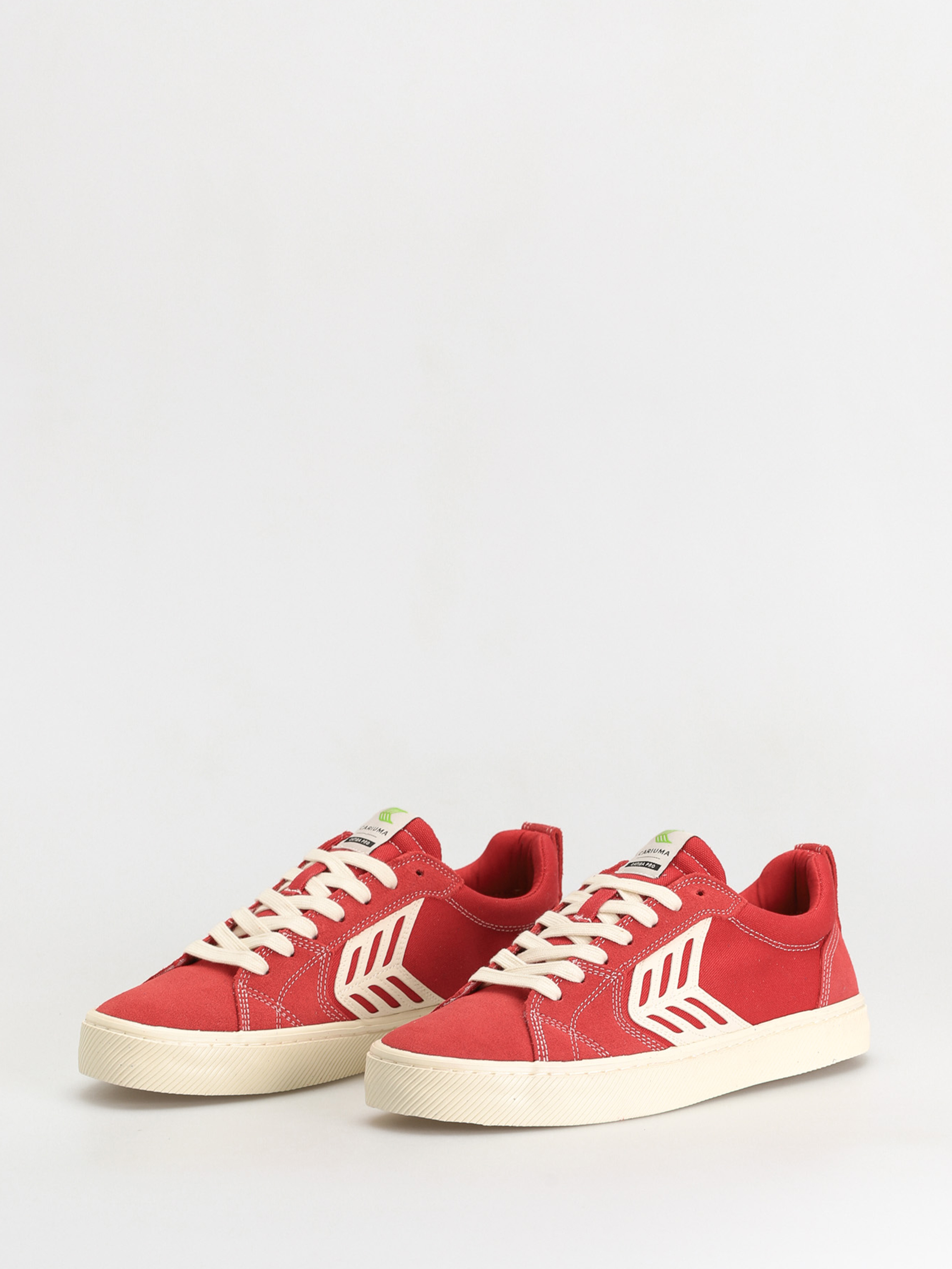 Cariuma Catiba Pro Cipők (samba red suede and canvas contrast thread ivory logo)