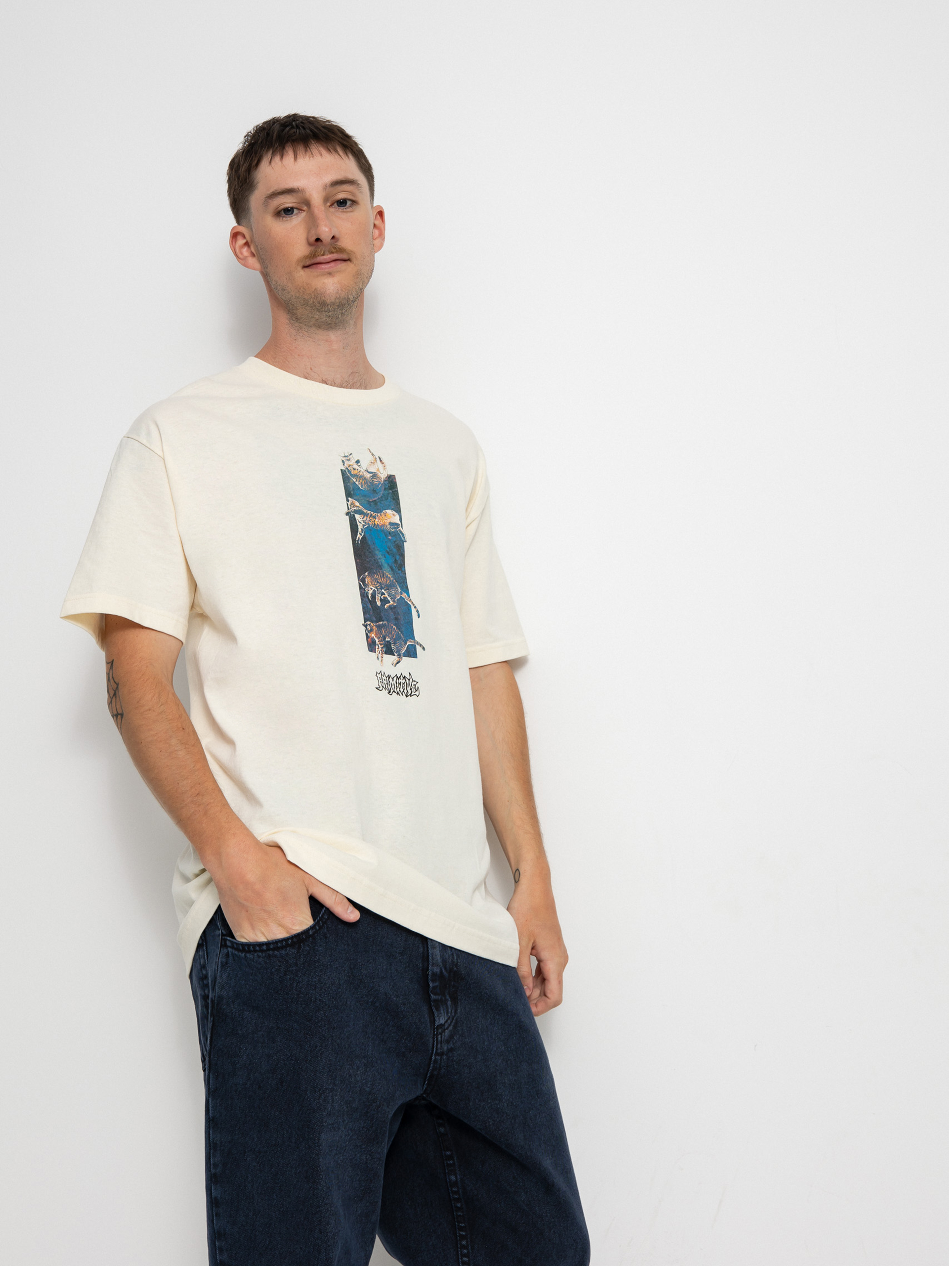 Primitive Nine Lives póló (cream)