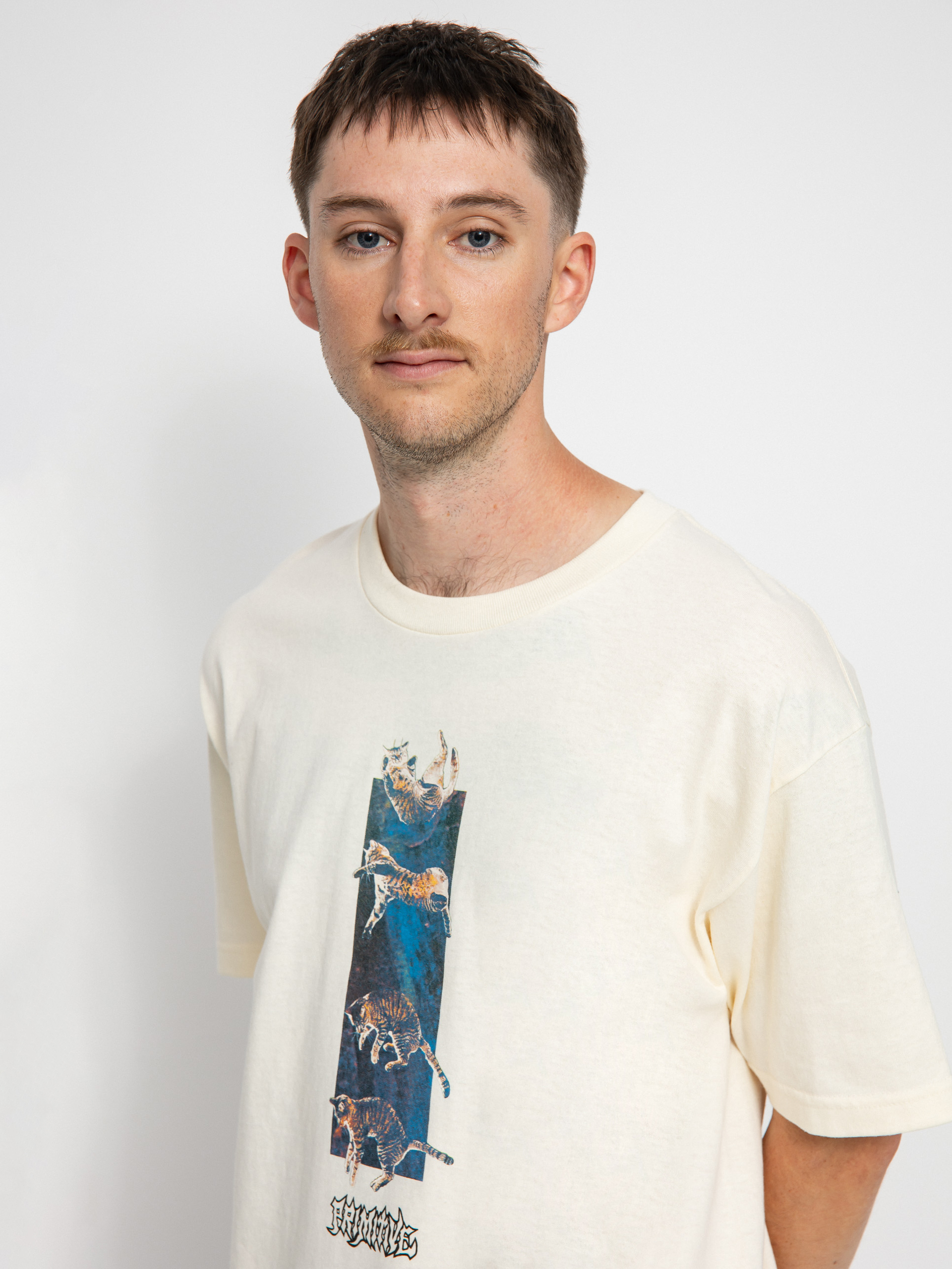 Primitive Nine Lives póló (cream)