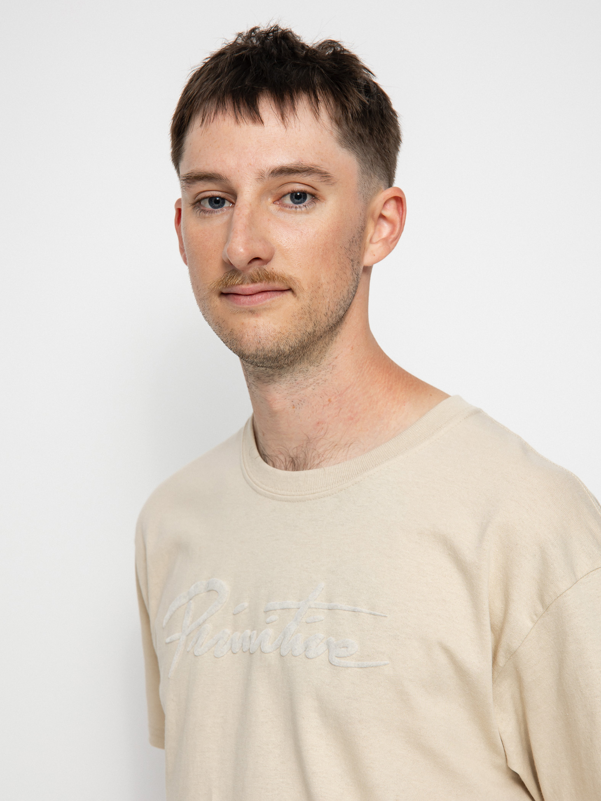 Primitive Nuevo Tonal póló (sand)