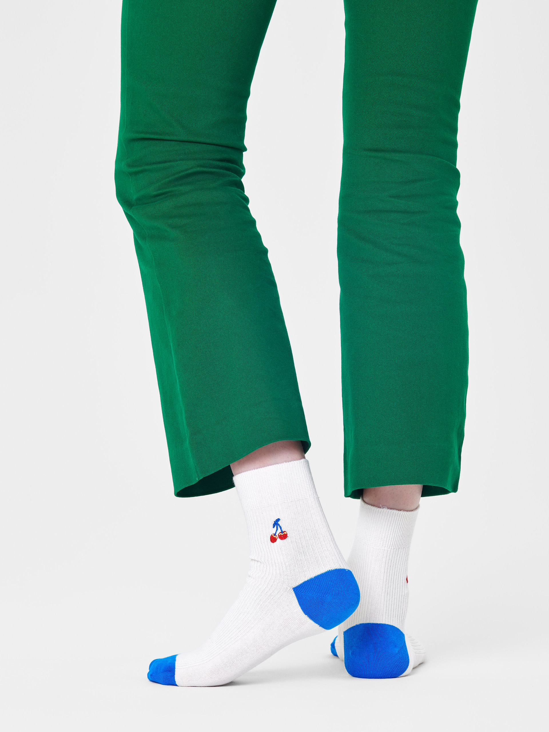Happy Socks Ribbed Embroidery Cherry 1/2 Crew Zokni (white)