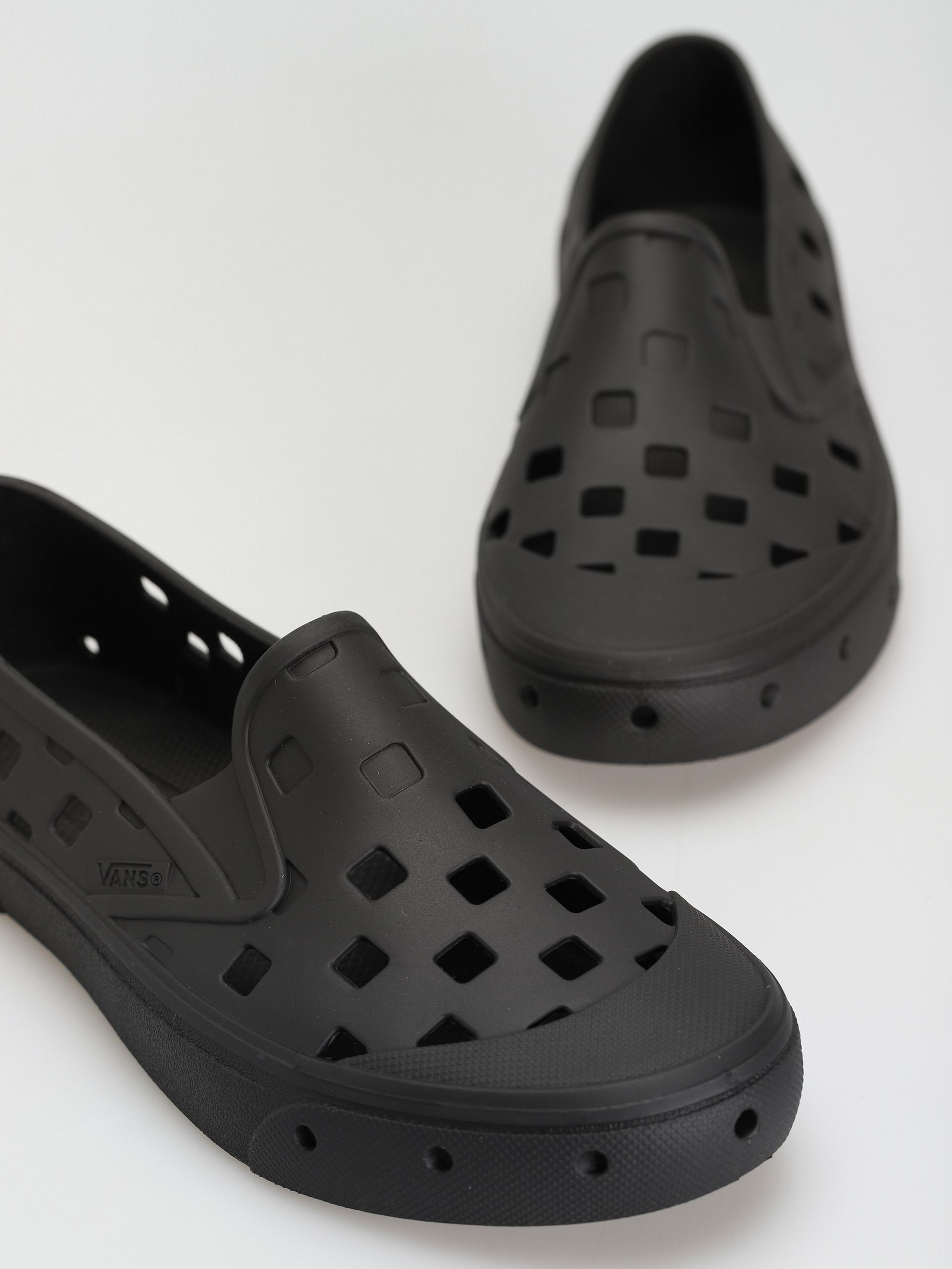 Vans Trek Slip On Cipők (black)