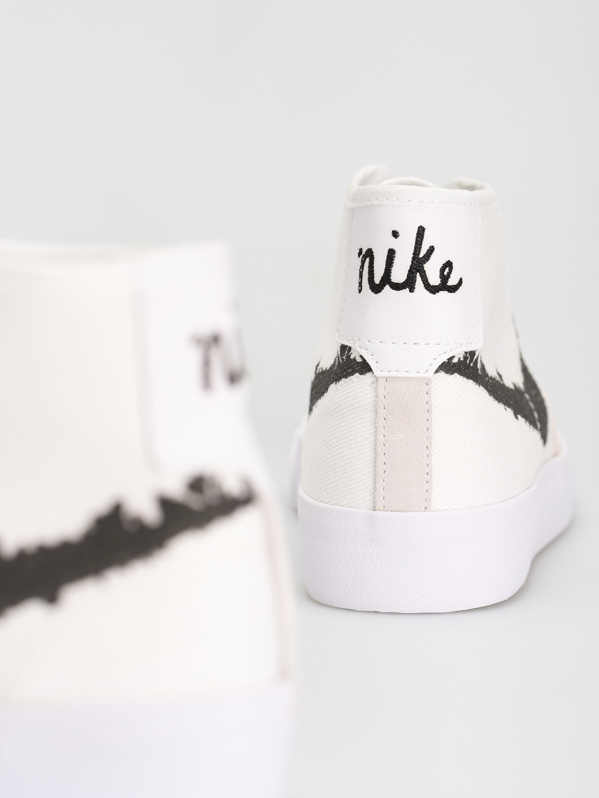 Nike SB Blzr Court Mid Prm Cipők (white/black white)