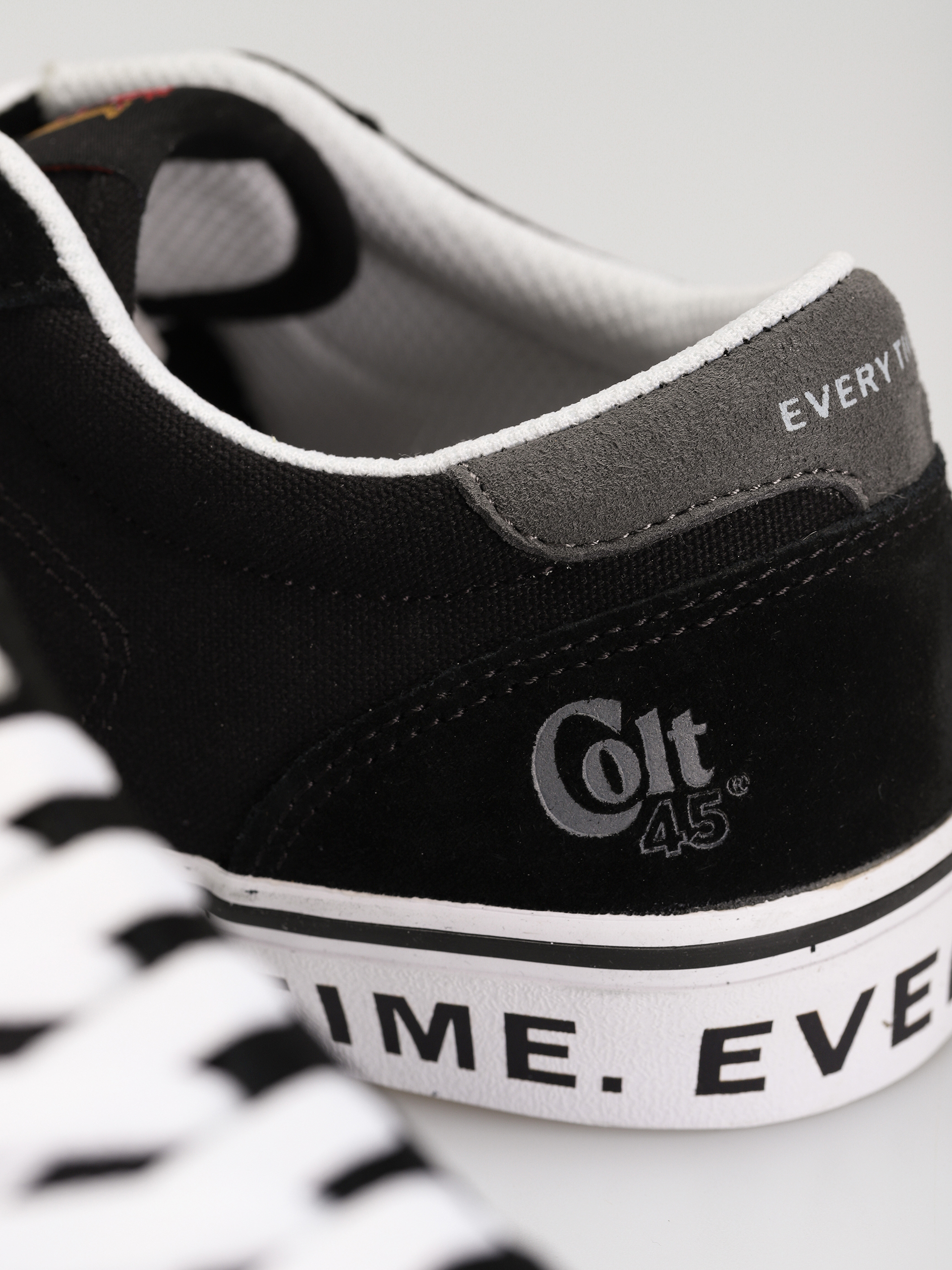 Etnies Calli Vulc X Colt 45 Cipők (black/white)