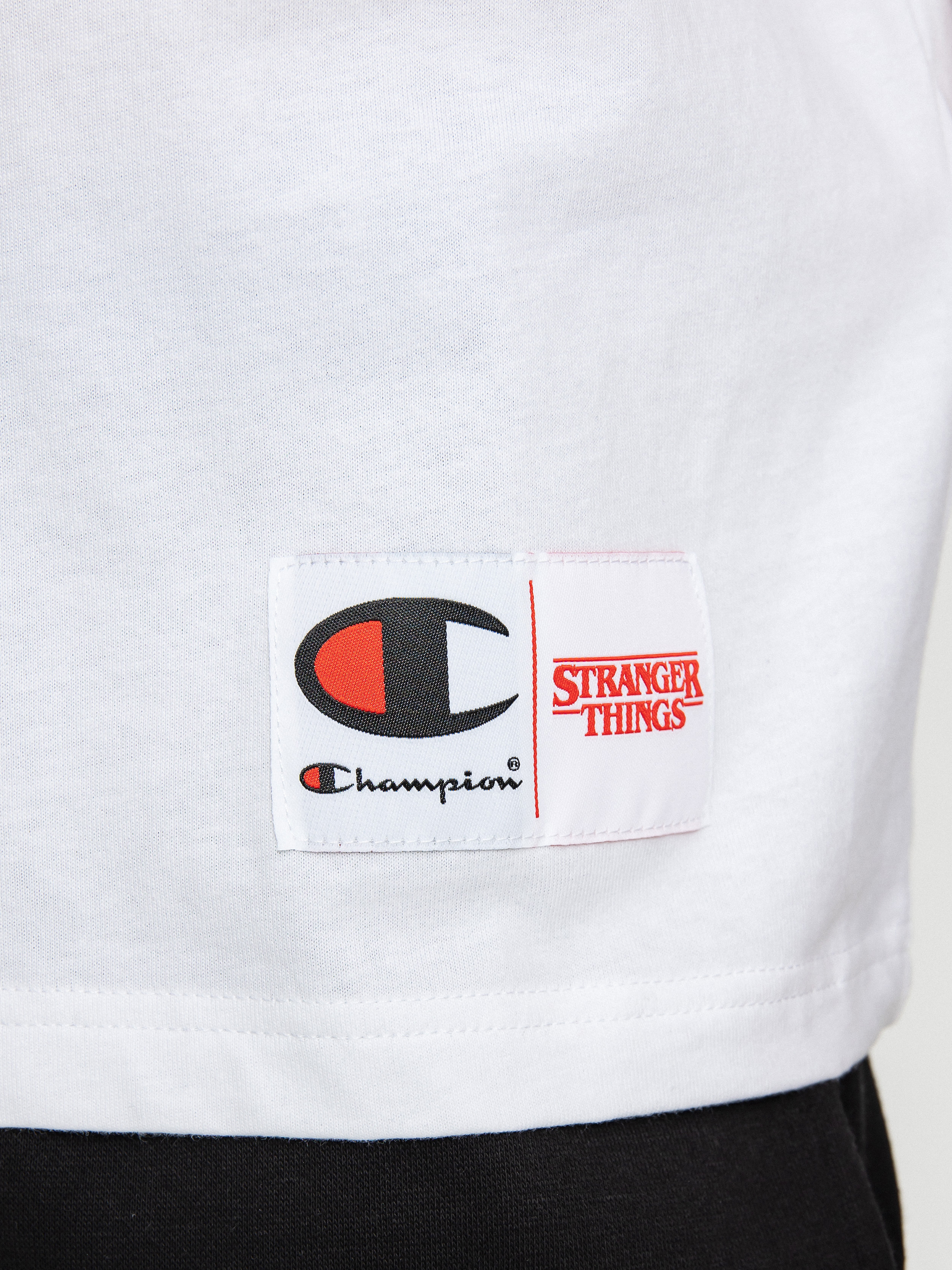 Champion X Stranger Things Crewneck T-Shirt 217791 póló (wht)