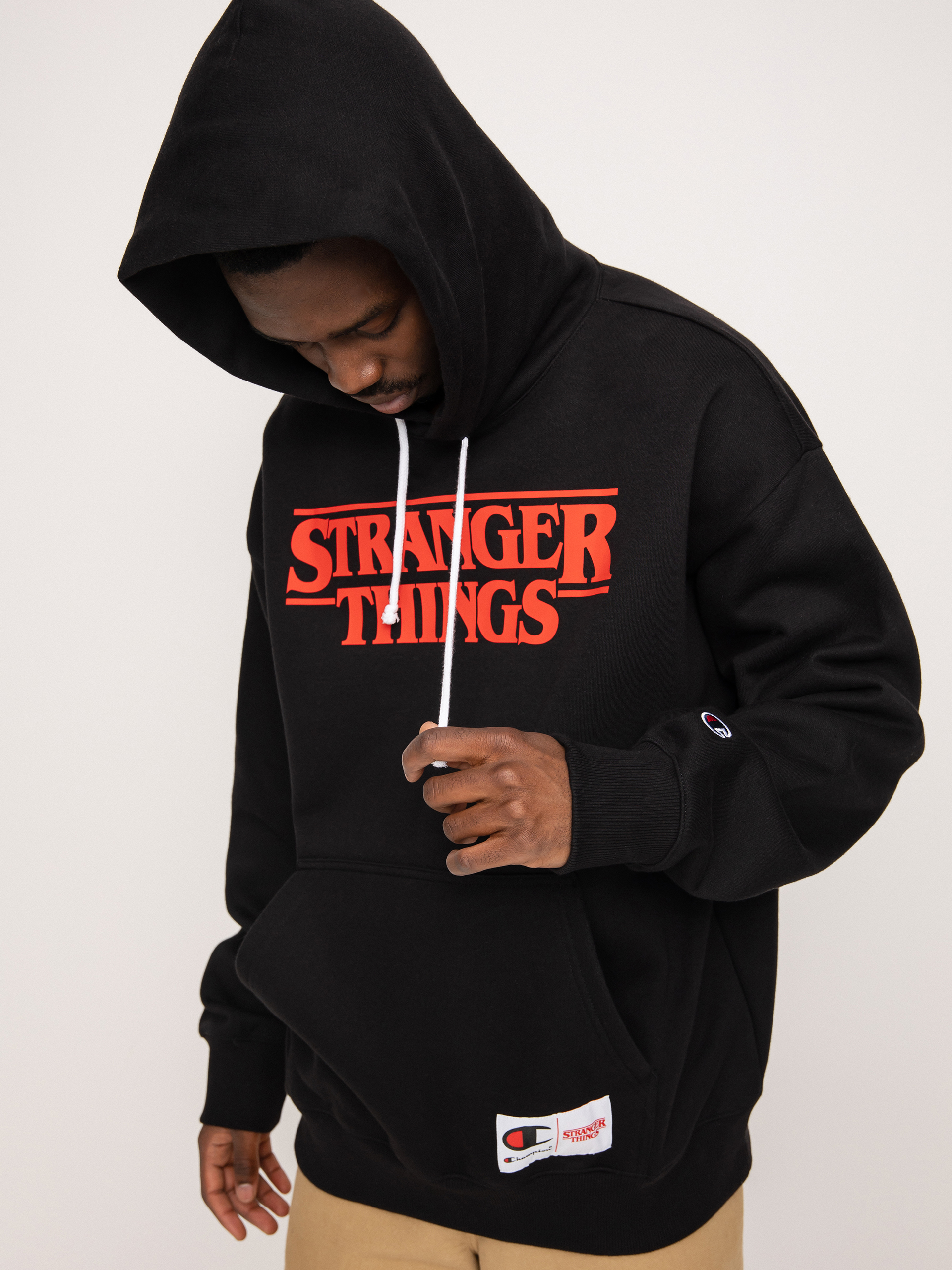 Champion X Stranger Things Hooded Sweatshirt 217780 HD Kapucnis pulóver (nbk)