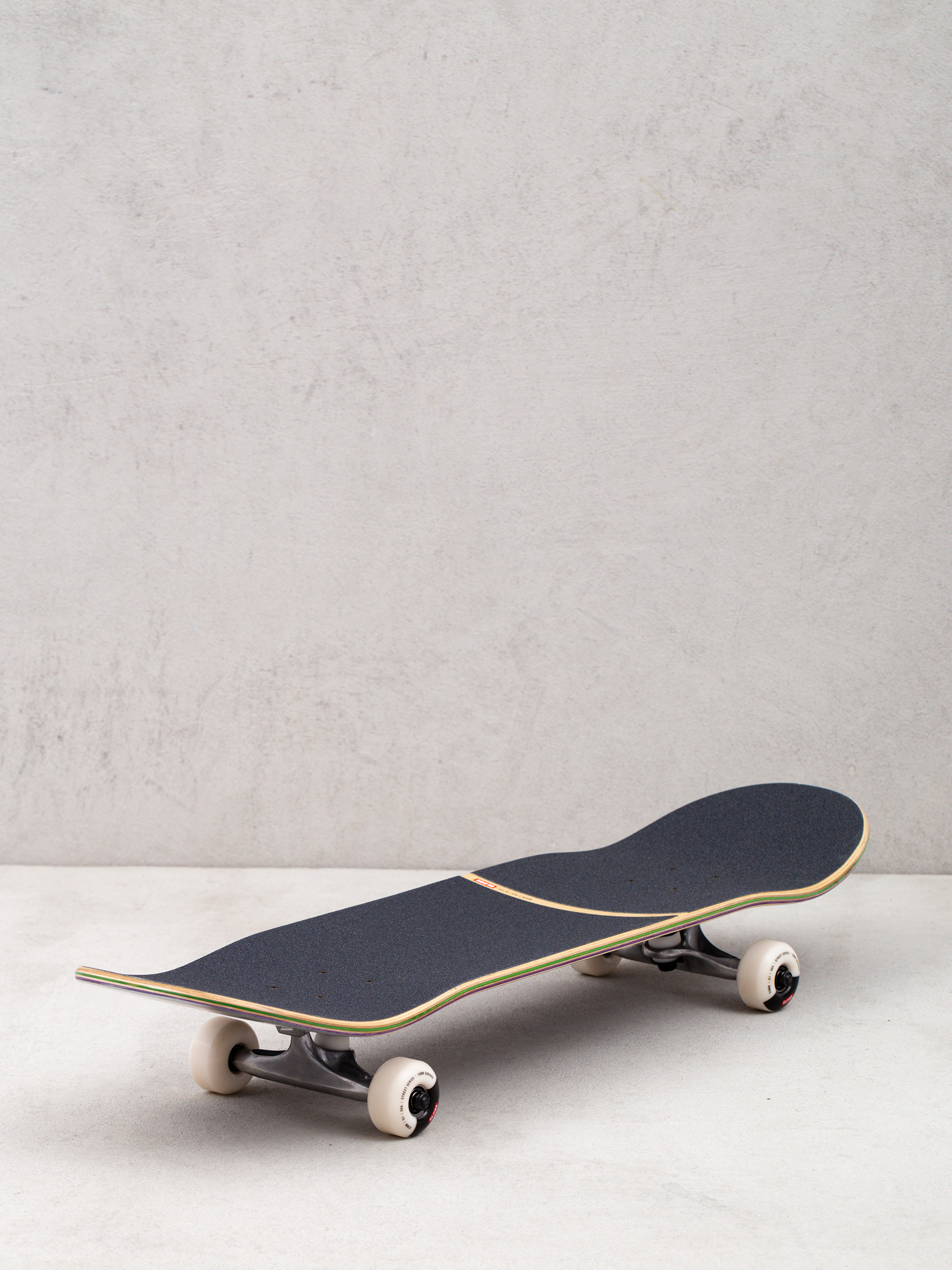 Globe G1 Inside Out Komplett gördeszka (window pain)