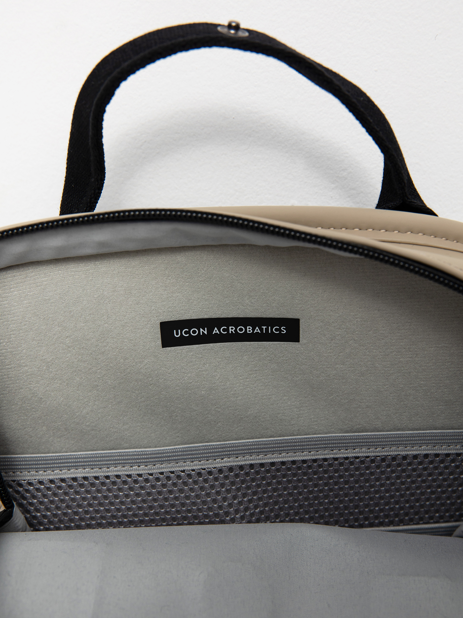 Ucon Acrobatics Alison Mini Lotus Hátizsák (nude)