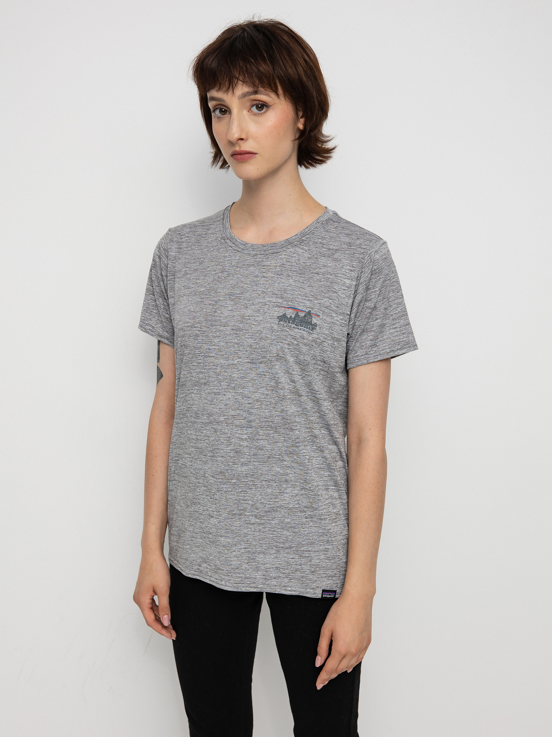 Patagonia Cap Cool Daily Graphic póló Wmn (73 skyline feather grey)